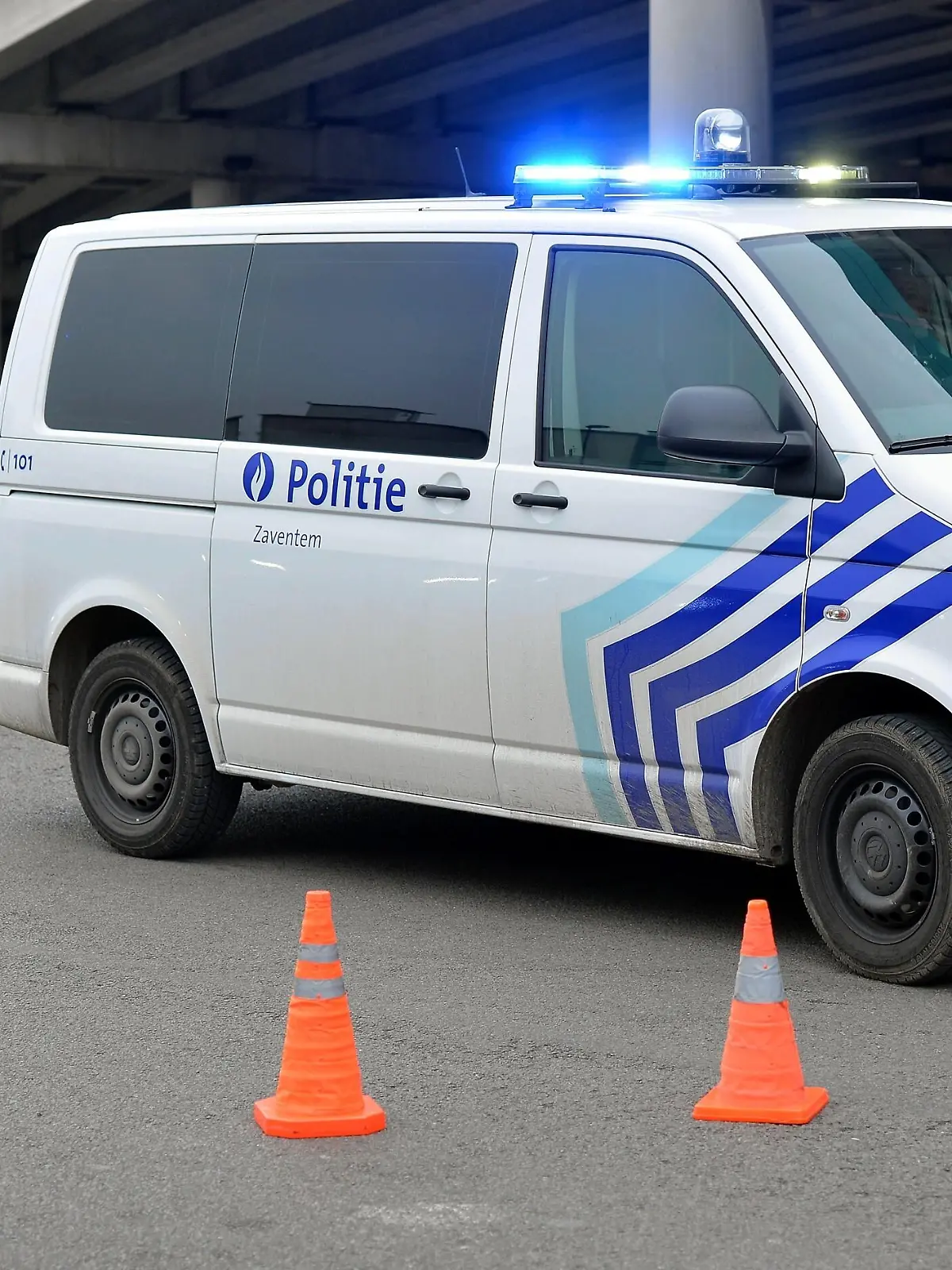 BRUSSELS, BELGIUM - MARCH 24: Belgian security forces tighten security measures around Zaventem Airport as the terror alert in Brussels was raised to the highest level, following Tuesday's multiple terrorist attack in Brussels, Belgium on March 24, 2016. Tuesday's Brussels bombings in both Zaventem Airport and Maelbeek metro station, killed 31 people and injured 260 others. Dursun Aydemir / Anadolu Agency