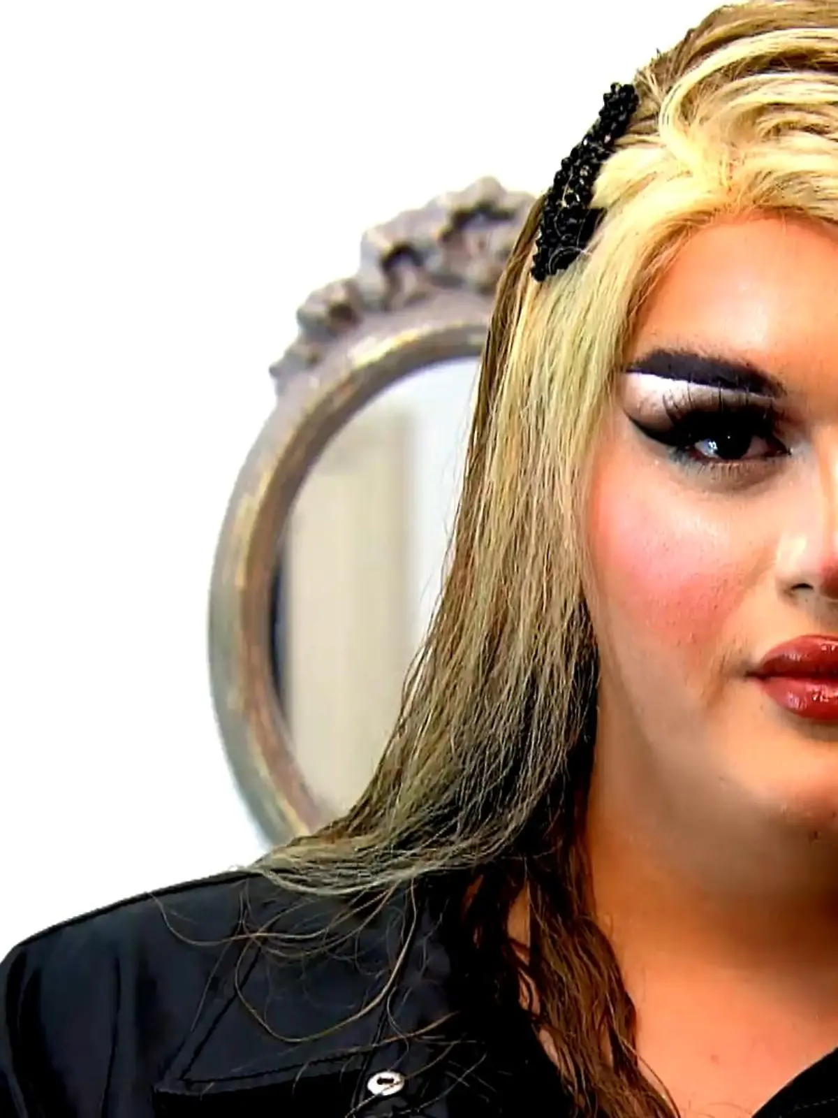 Bild zu: "Muslim ist schwul und Dragqueen"