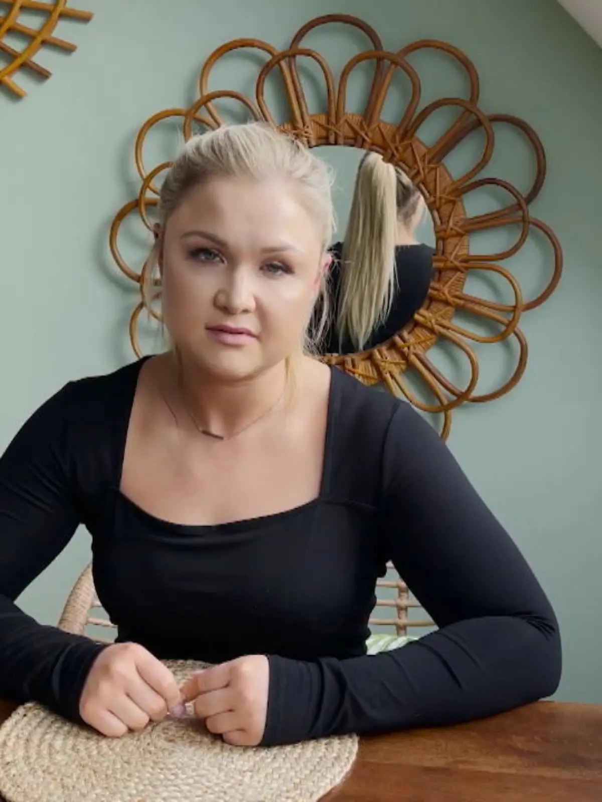 Bild zu: "Sophia Thiel erklärt endlich die Gründe ihrer Auszeit"