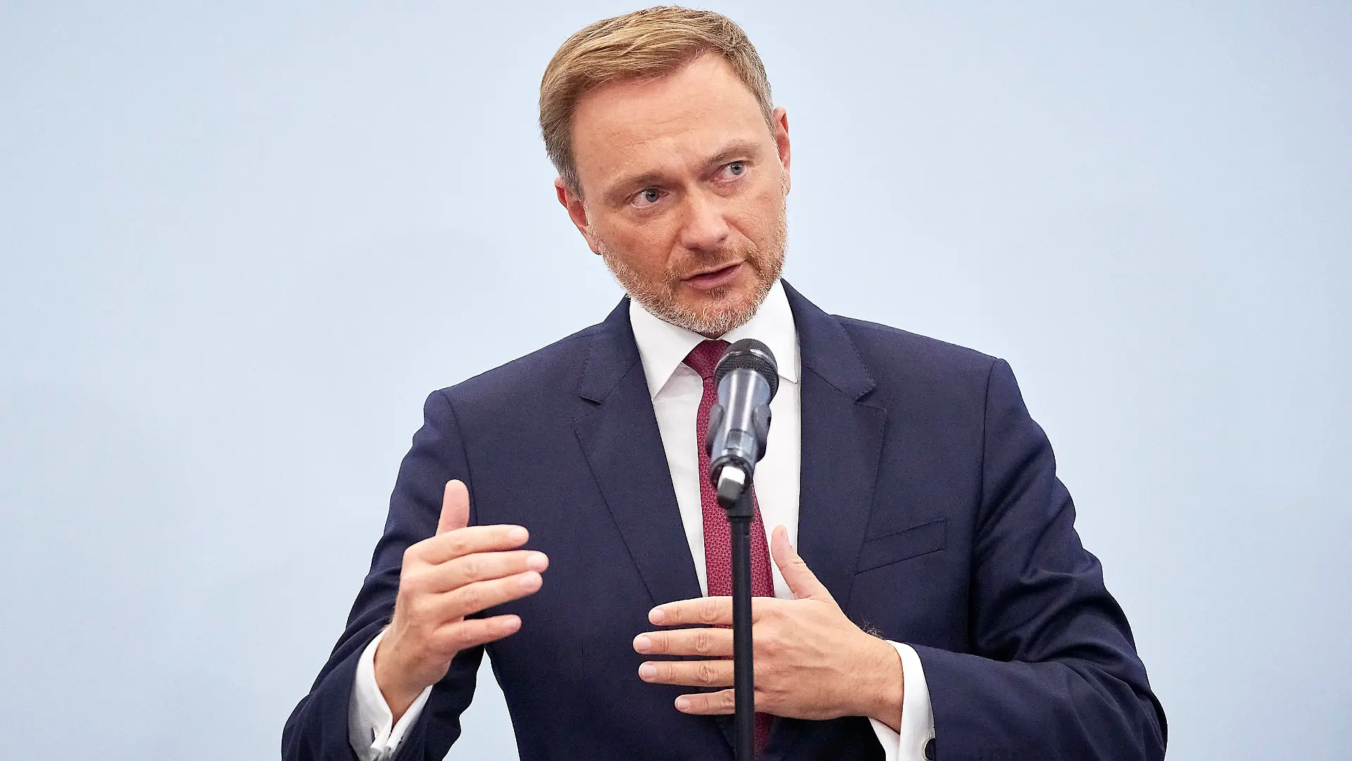 Christian Lindner - Koalitionsgespräche Deutschland, Berlin, 15.10.2021: Verkündung des Beginns von Ampel-Koalitionsgesprächen. Die Parteivorsitzenden von SPD, Grüne und FDP verhandeln jetzt die Details in Koalitionsgesprächen. *** Christian Lindner coalition talks Germany, Berlin, 15 10 2021 Announcing start of traffic light coalition talks Party leaders of SPD, Greens and FDP now negotiating details in coalition talks 
