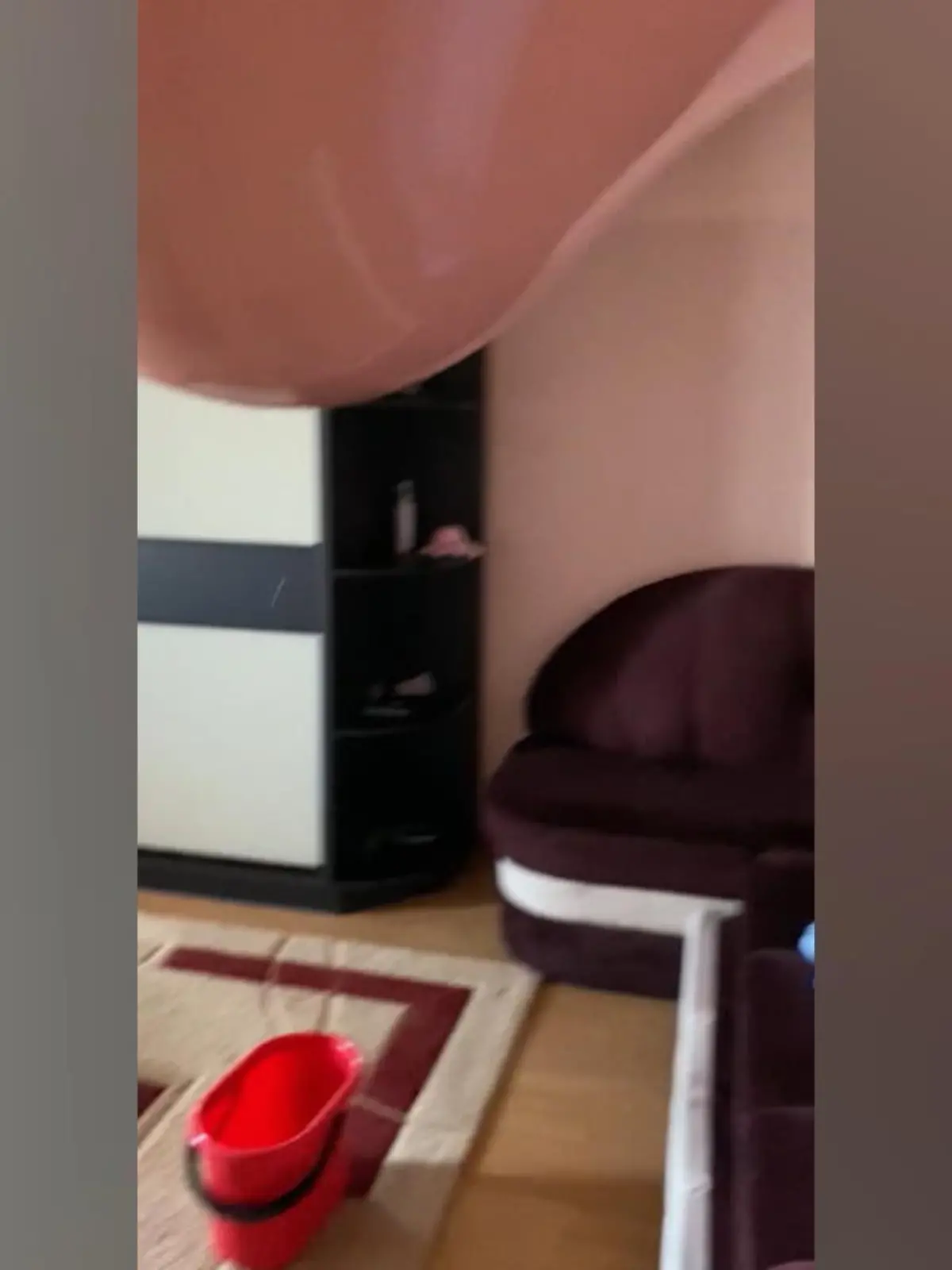 Bild zu: "Hier droht eine Decke durchzubrechen"