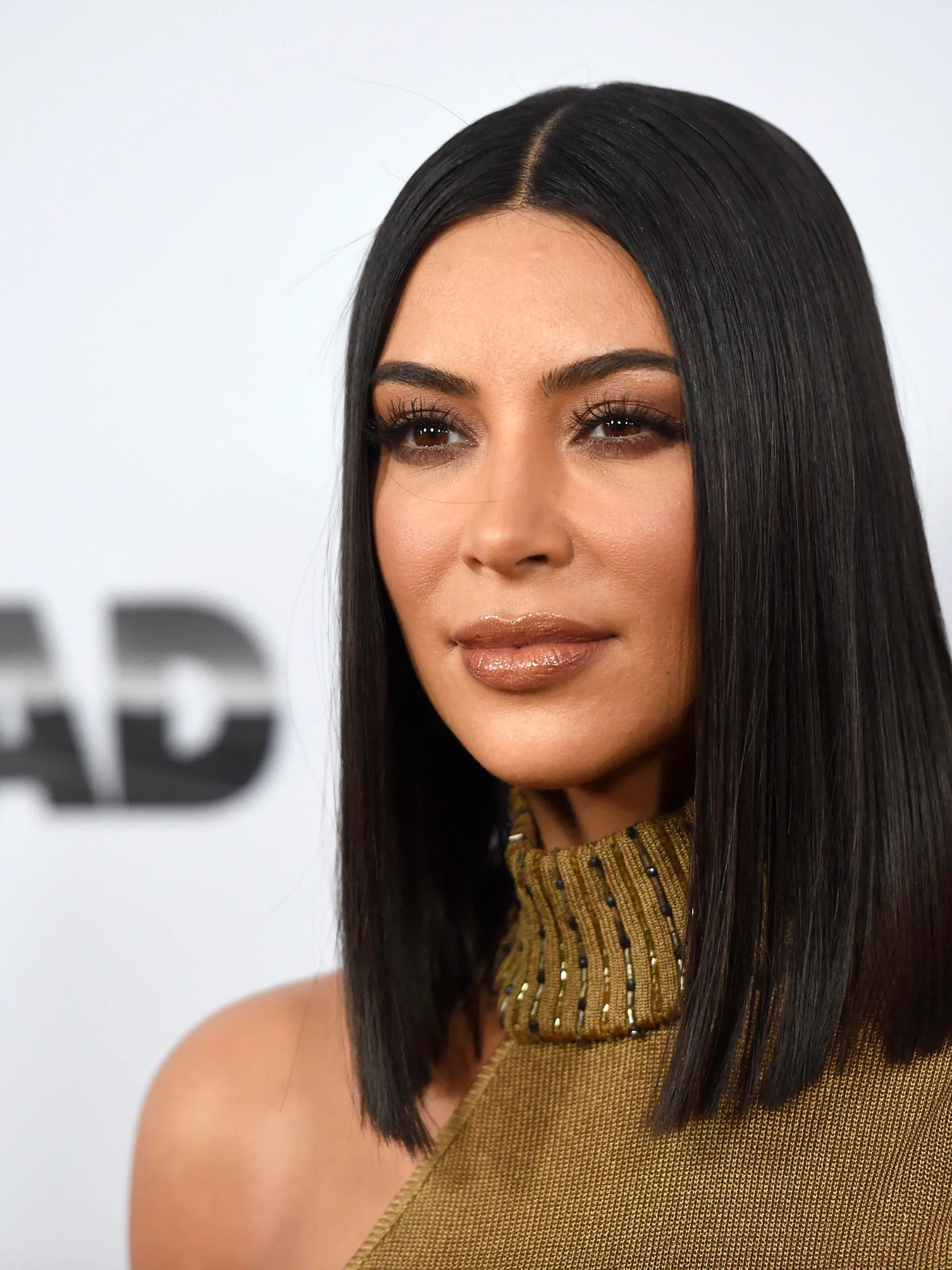 ARCHIV - 12.04.2017, USA, Los Angeles: US-Reality-Star Kim Kardashian kommt zur Premiere von «The Promise». (zu dpa «Kim Kardashian bei «Saturday Night Live» mit Witzen über sich selbst») Foto: Chris Pizzello/AP/dpa +++ dpa-Bildfunk +++