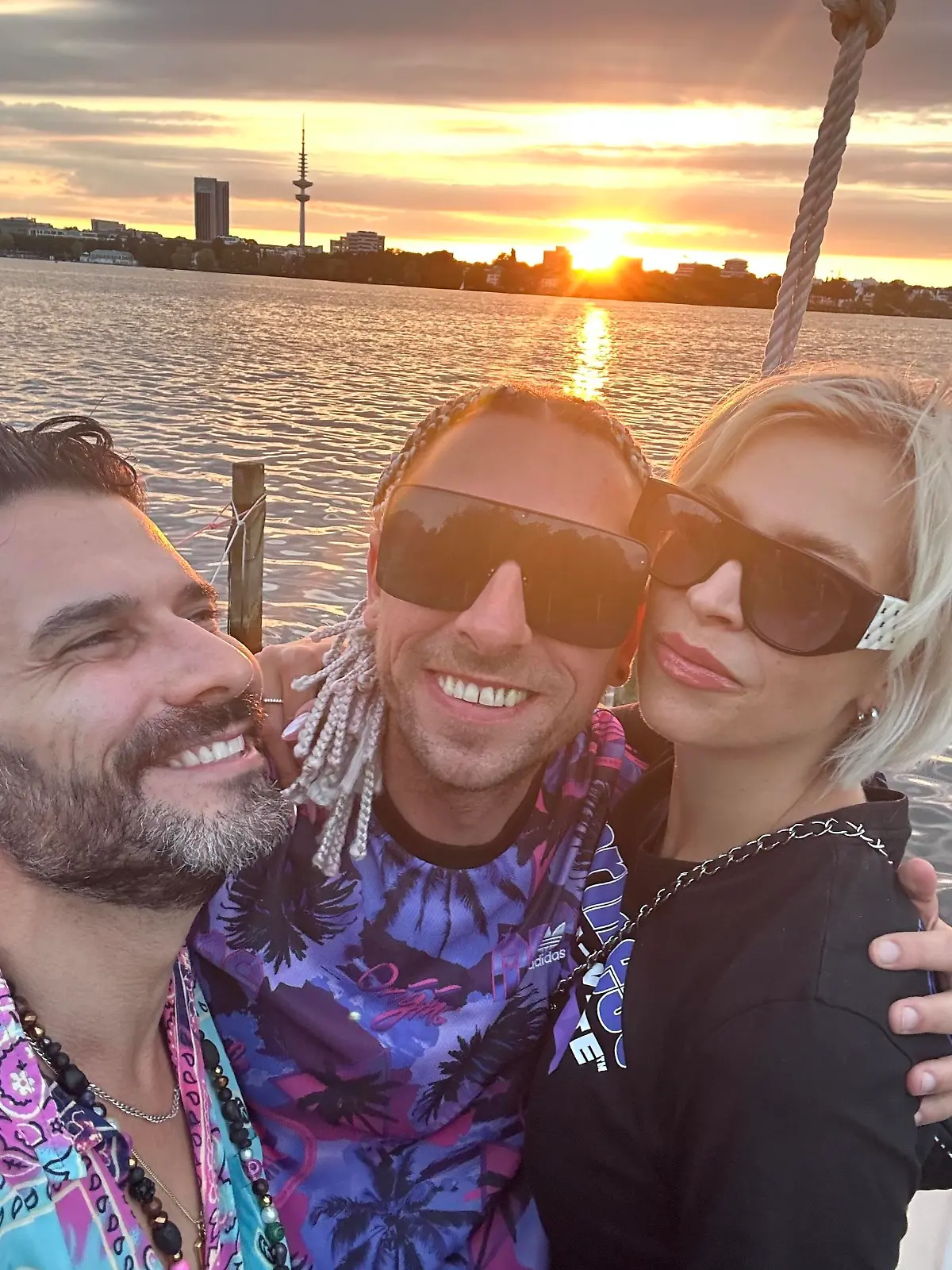Marc Terenzi, Steve Es und Verena Kerth am Strand.