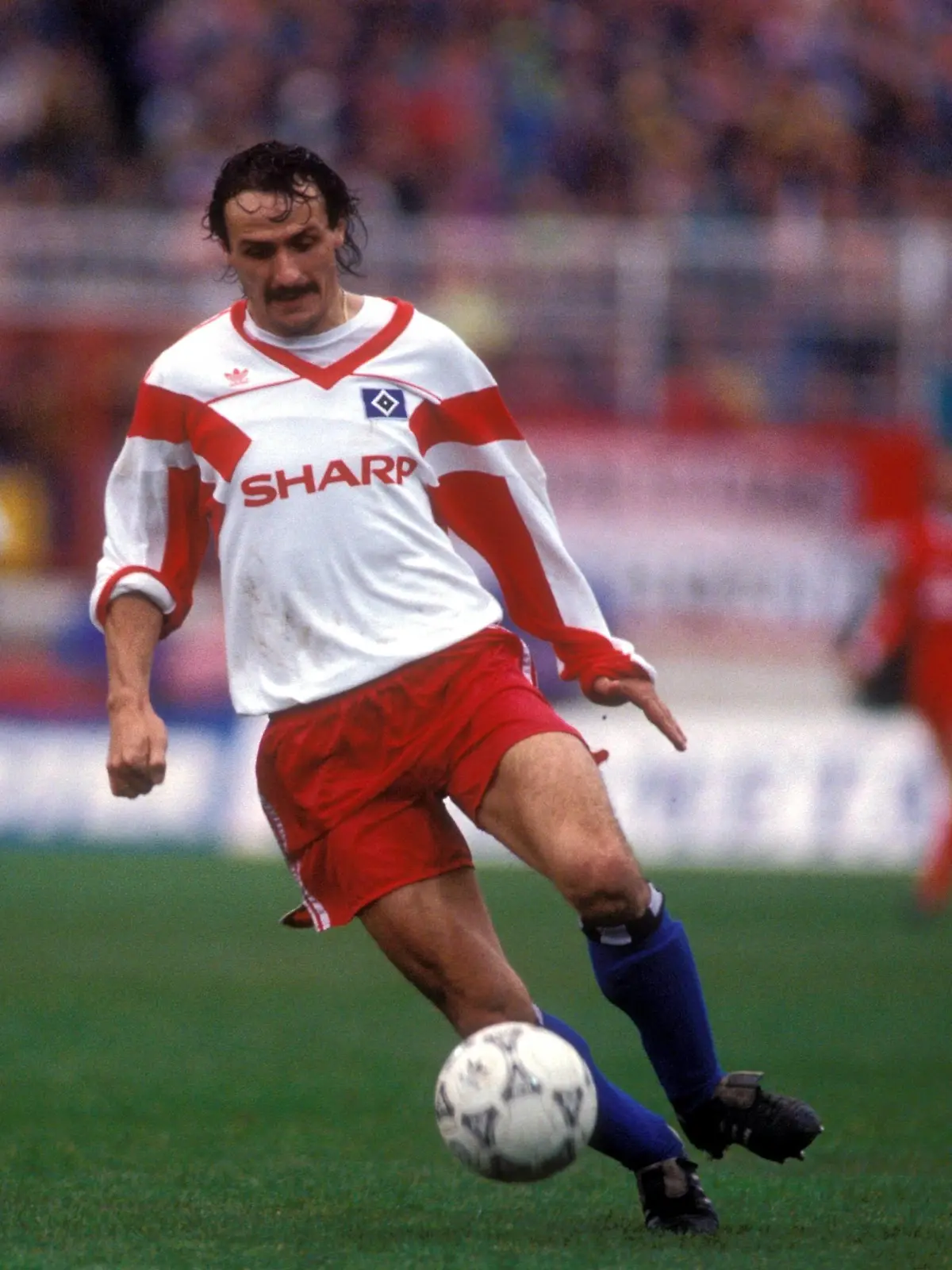 Bildnummer: 04024820  Datum: 05.05.1991  Copyright: imago/Kicker/Liedel
Jan Furtok (HSV, li.) gegen Stefan Reuter (Bayern); Hamburger SV - FC Bayern München 2:3, Vdia, quer, Duell DEUTSCHSPRACHIGE SPORTZEITSCHRIFTEN UND -ZEITUNGEN NUR NACH RÜCKSPRACHE 1990/1991 Hamburg Dynamik,  Fußball 1. BL Herren Mannschaft Deutschland Gruppenbild Aktion Personen

Image number 04024820 date 05 05 1991 Copyright imago Kicker Liedel Jan Furtok HSV left against Stefan Reuter Bavaria Hamburg SV FC Bavaria Munich 2 3 Vdia horizontal Duel GERMAN-SPEAKING SPORTZEITSCHRIFTEN and Newspapers only After Consultation 1990 1991 Hamburg Dynamics Football 1 BL men Team Germany Group photo Action shot Human Beings 