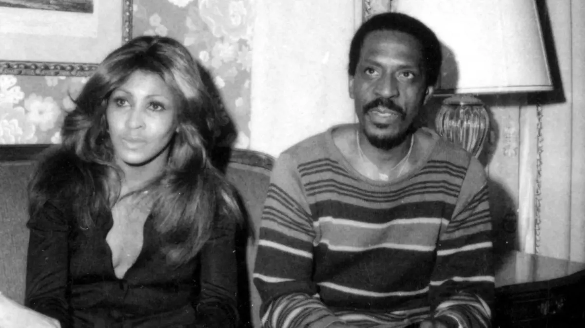  IKE AND TINA TURNER.  - ZUMAg49_