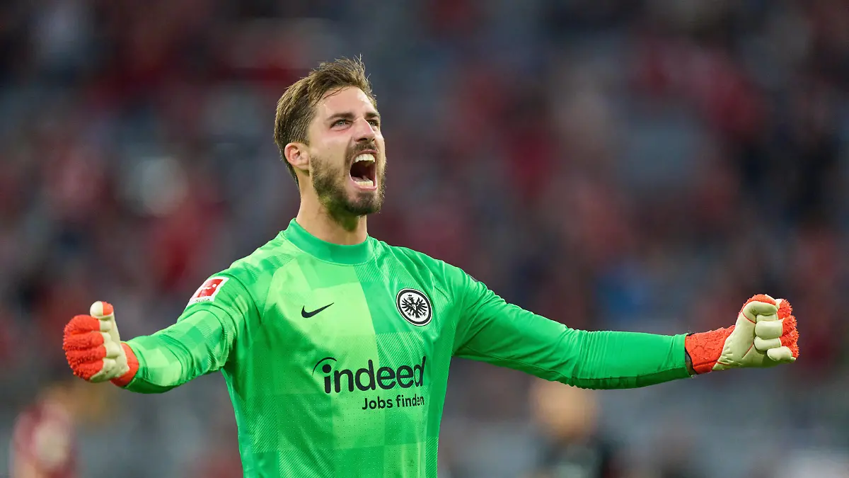 Kevin TRAPP, FRA 1, celebrates 1-2 goal, happy, laugh, celebration, in the match FC BAYERN MUENCHEN - EINTRACHT FRANKFURT 1.German Football League on October 03, 2021 in Munich, Germany. Season 2021/2022, matchday 7, 1.Bundesliga, FCB, München, 7.Spieltag.
