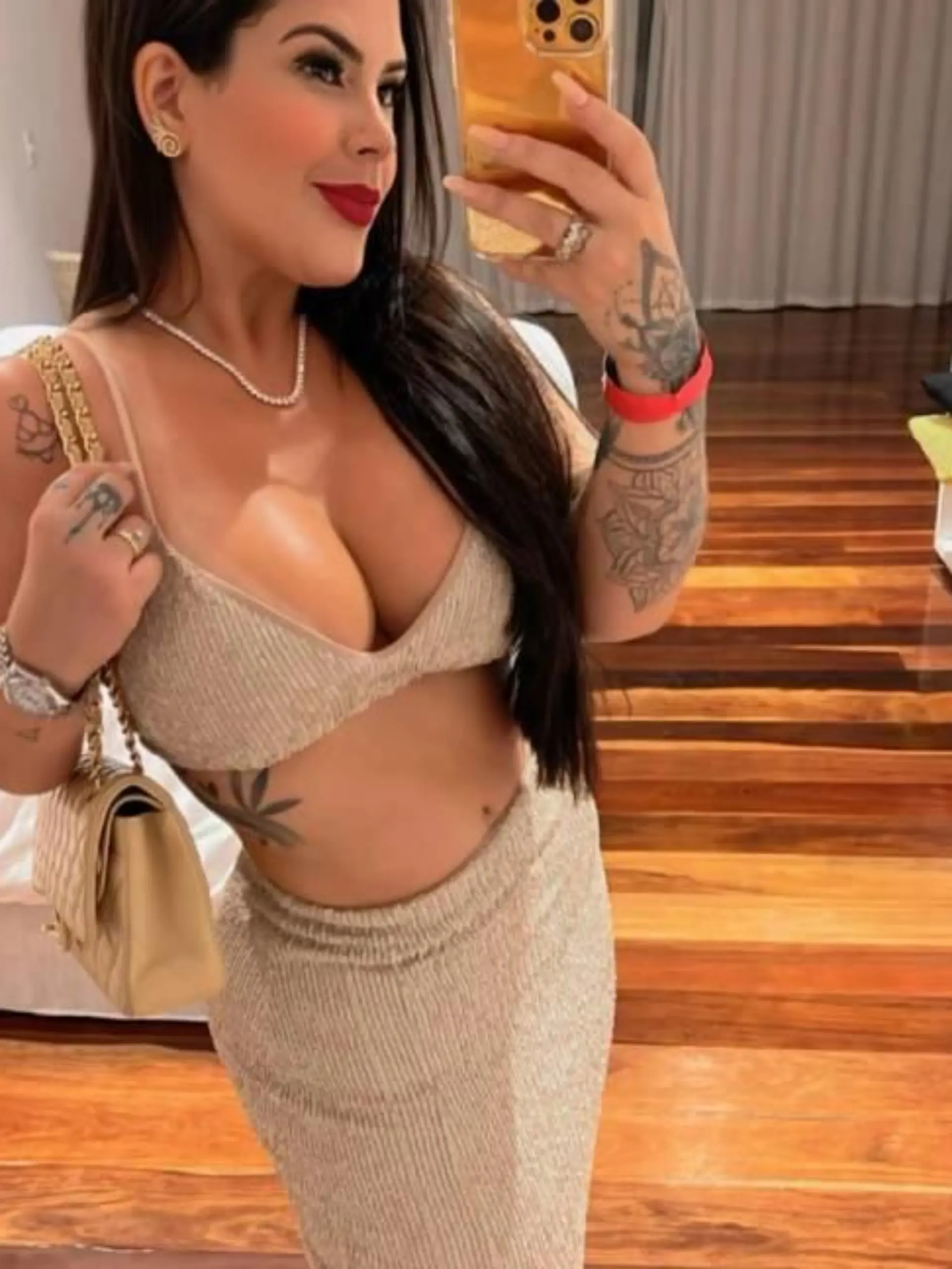 Ein Selfie von der brasilianischen Fitness-Influencerin Luanne J.