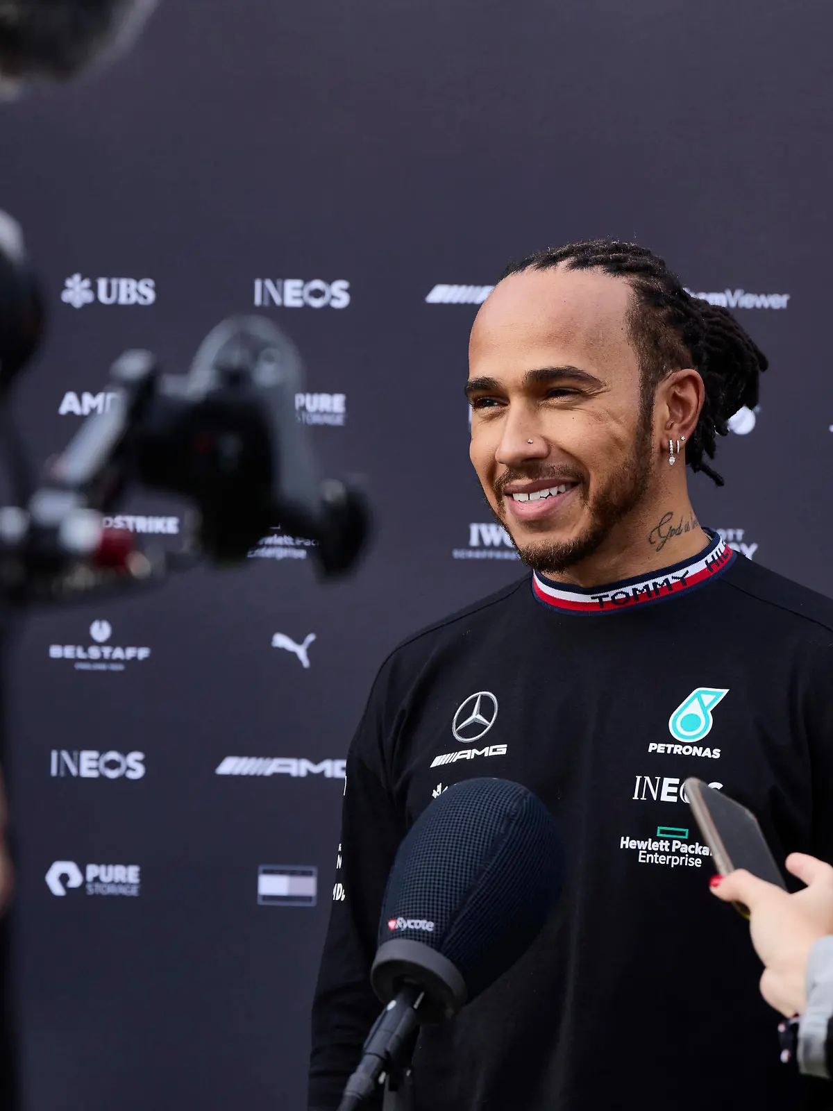 Formula 1 2021: Turkish GP ISTANBUL PARK, TURKEY - OCTOBER 08: Sir Lewis Hamilton, Mercedes, is interviewed during the Turkish GP at Istanbul Park on Friday October 08, 2021, Turkey. Photo by Steve Etherington / LAT Images Images PUBLICATIONxINxGERxSUIxAUTxHUNxONLY GP2116_122442SNE44787 