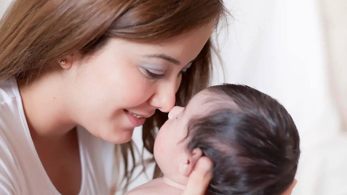 Warum riechen Babys so gut? Der Duft der Neugeborenen