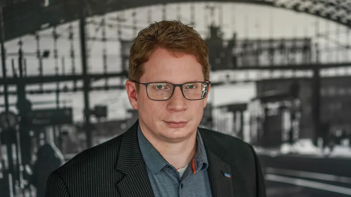 Kristian Loroch, Vorstandsmitglied der Eisenbahn- und Verkehrsgewerkschaft (EVG). Die EVG fordert einen Hierarchie-Abbau bei der Deutschen Bahn.