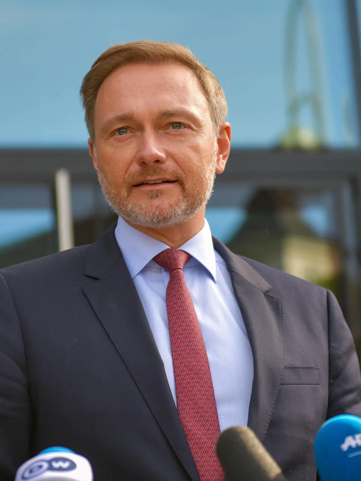 Berlin, Deutschland 01. Oktober 2021: Gespraech zwischen Buendnis 90/Die Gruenen und FDP - Statement - 01.10.2021 Christian Lindner FDP DesignOffices Berlin am Zoo Berlin *** Berlin, Germany 01 October 2021 Talk between Buendnis 90 Die Gruenen and FDP Statement 01 10 2021 Christian Lindner FDP DesignOffices Berlin am Zoo Berlin Copyright: xFotostandx/xReuhlx 