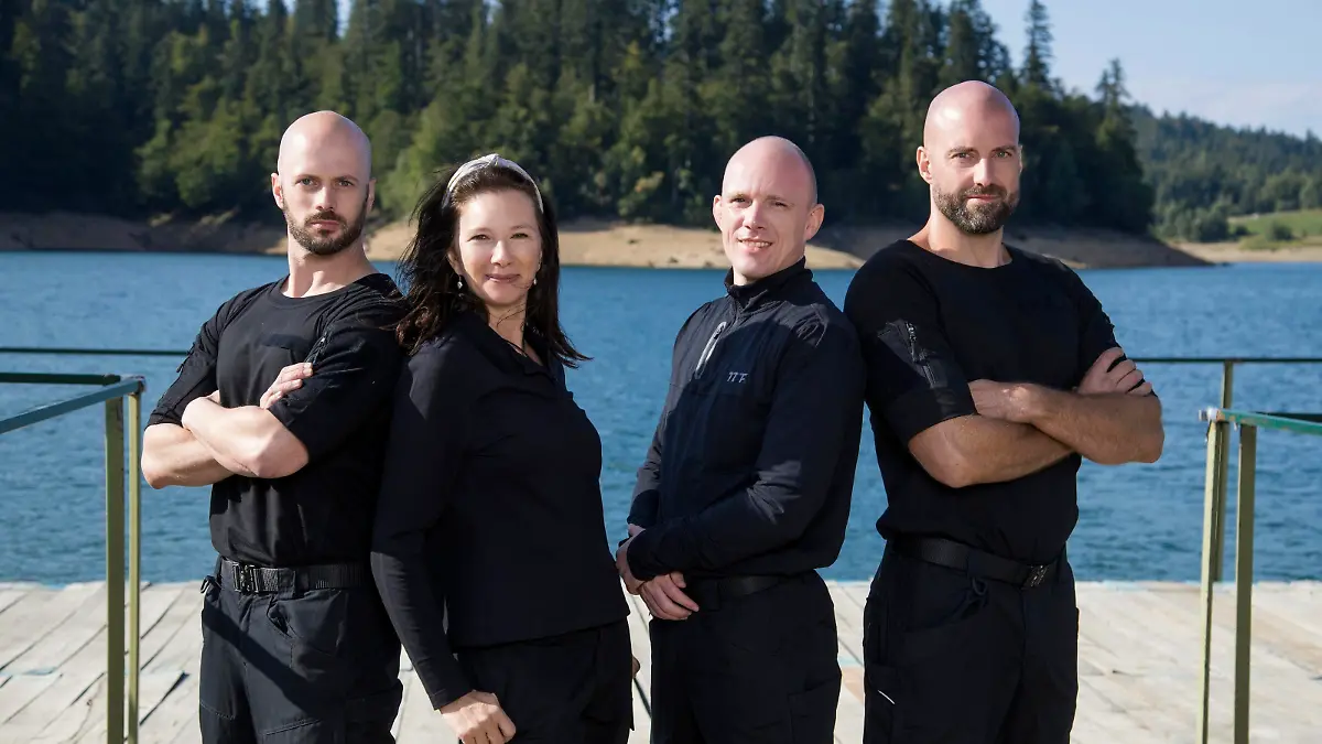 V.l.: Markus von Hauff, Nadja Petranovskaja, Felix Köster, Julien Kottysch.
Die Verwendung des sendungsbezogenen Materials ist nur mit dem Hinweis und Verlinkung auf TVNOW gestattet.