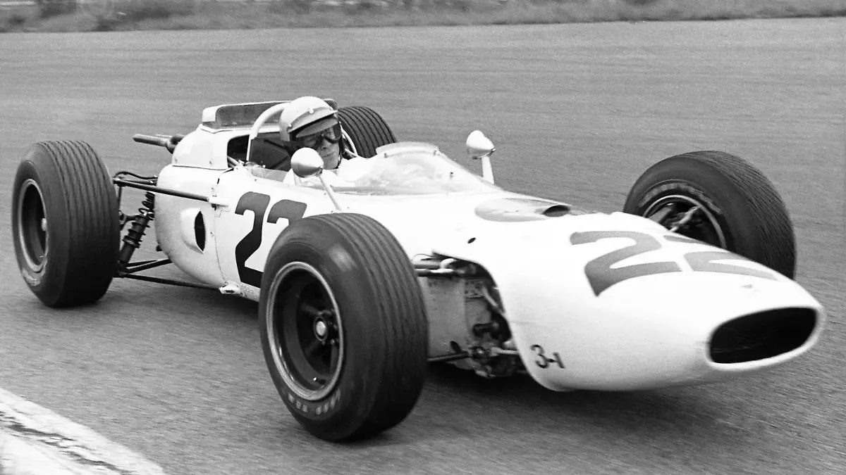 1965 Dutch Grand Prix. Zandvoort, Holland. 18 July 1965. Richie Ginther, Honda RA272, 6th position, action. PUBLICATIONxINxGERxSUIxAUTxHUNxONLY open-uri20120929-9513-vichnz