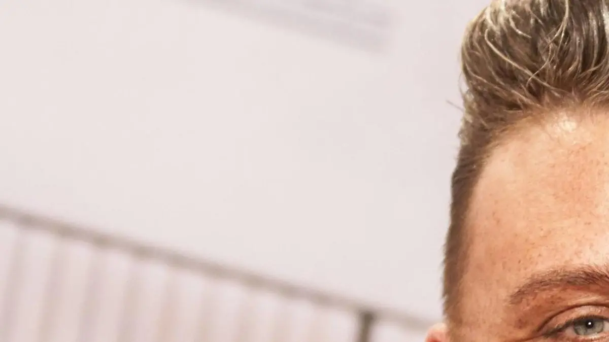 Menowin Fröhlich bei der Premiere von - Halbe Brüder - am 31.03.2015 im Cinedom in Köln. Premiere von - Halbe Brüder - in Köln
Menowin cheerful at the Premiere from Halbe Brothers at 31 03 2015 in Cinedom in Cologne Premiere from Halbe Brothers in Cologne