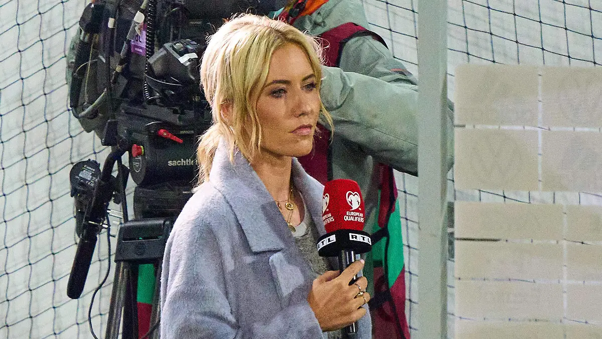 Laura PAPENDICK, Sport1 TV presenter, Sportmoderatorin, in the match LIECHTENSTEIN - GERMANY 0-2 Qualification for World Championships 2022, WM Quali, Season 2020/2021, Sept 2, 2021 in St.Gallen, Switzerland. 