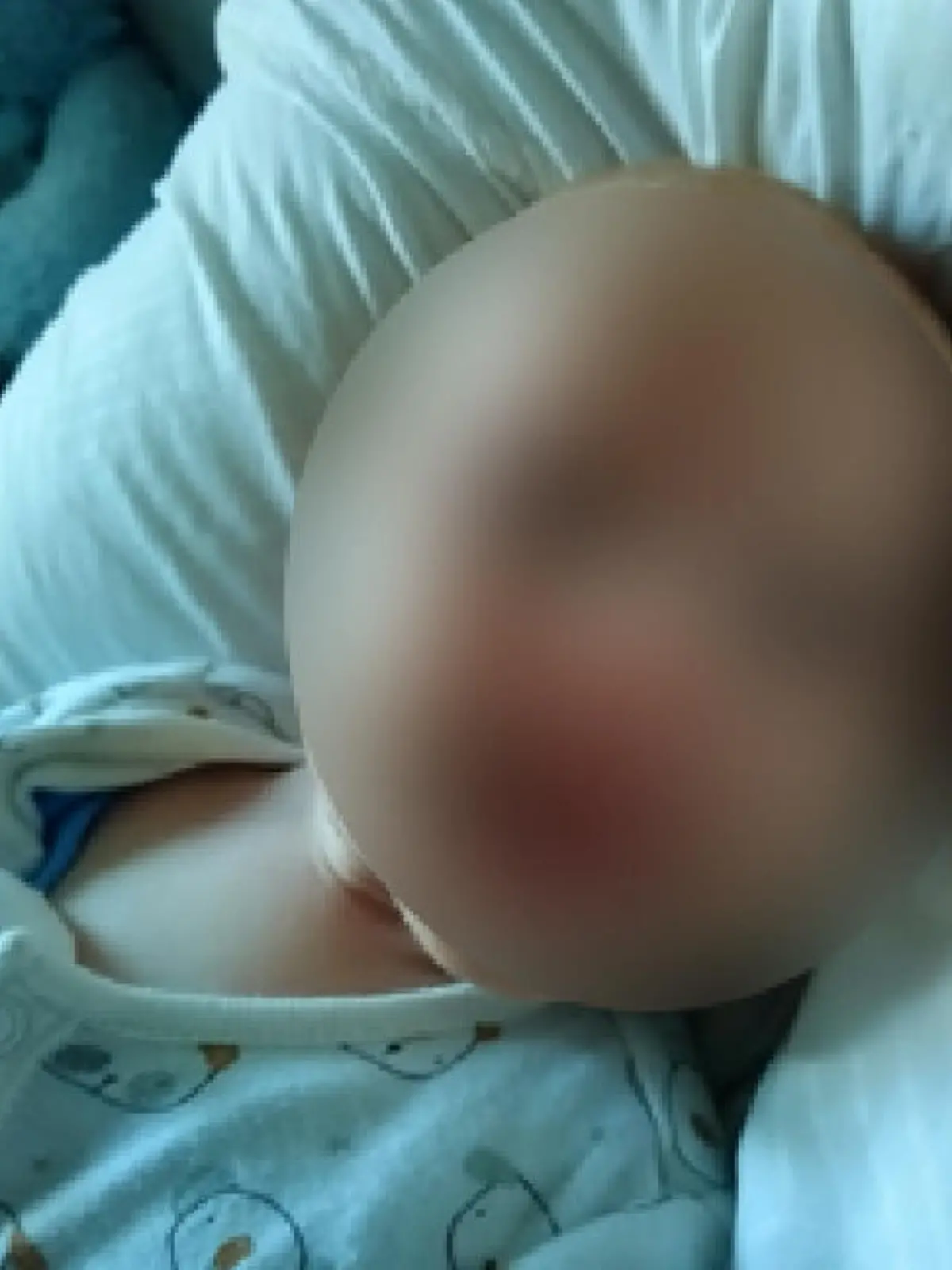 Der kleine Teddie wurde vom neuen Freund seiner Mutter getötet.