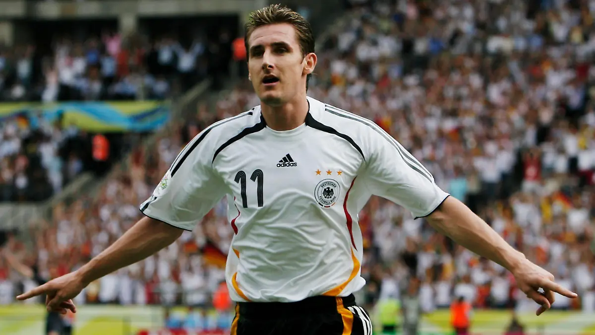 BERLIN - JUNE 20: Miroslav Klose of Germany celebrates scoring his team's second goal during the FIFA World Cup Germany 2006 Group A match between Ecuador and Germany played at the Olympic Stadium on June 20, 2006 in Berlin, Germany. (Photo by Lars Baron/Bongarts/Getty Images)