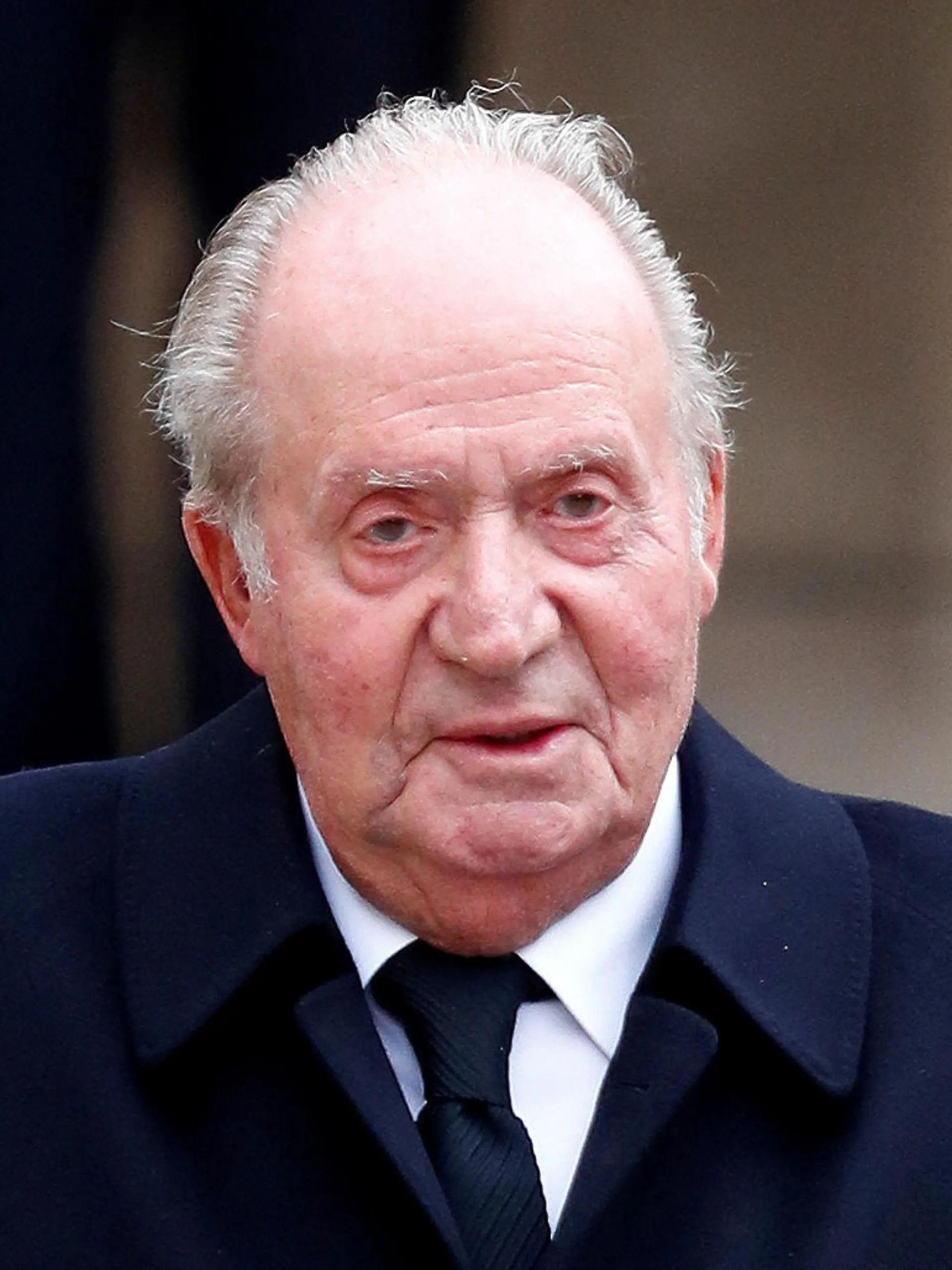 FILE PHOTO: Spain's former king, Juan Carlos, leaves after attending the funeral ceremony of Luxembourg's Grand Duke Jean at the Notre-Dame Cathedral in Luxembourg, May 4, 2019. REUTERS/Francois Lenoir/File Photo
