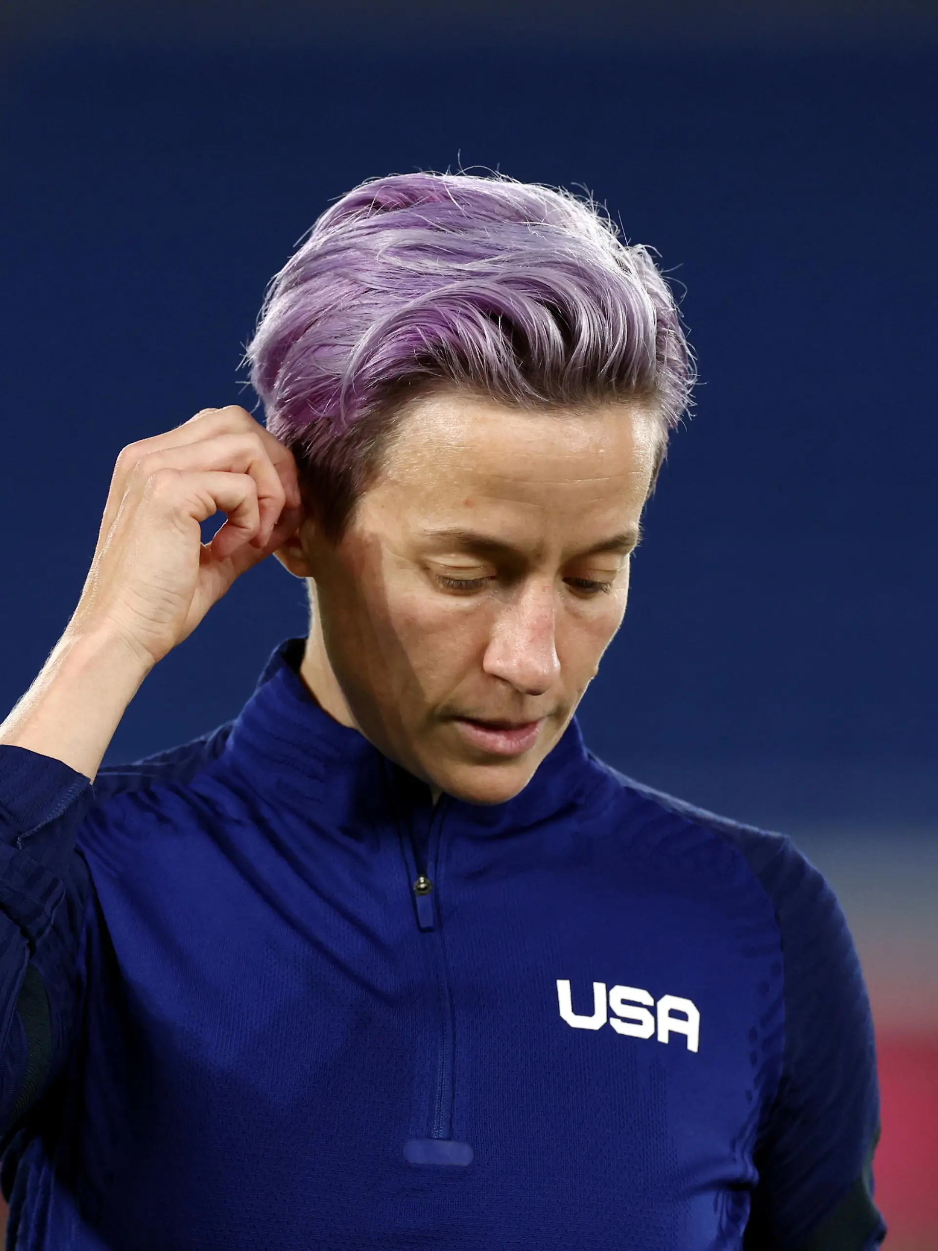 FILE PHOTO: Tokyo 2020 Olympics - Soccer Football - Women - Quarterfinal - Netherlands v United States - International Stadium Yokohama, Yokohama, Japan - July 30, 2021. Megan Rapinoe of the United States during the warm up before the match REUTERS/Christian Hartmann/File Photo