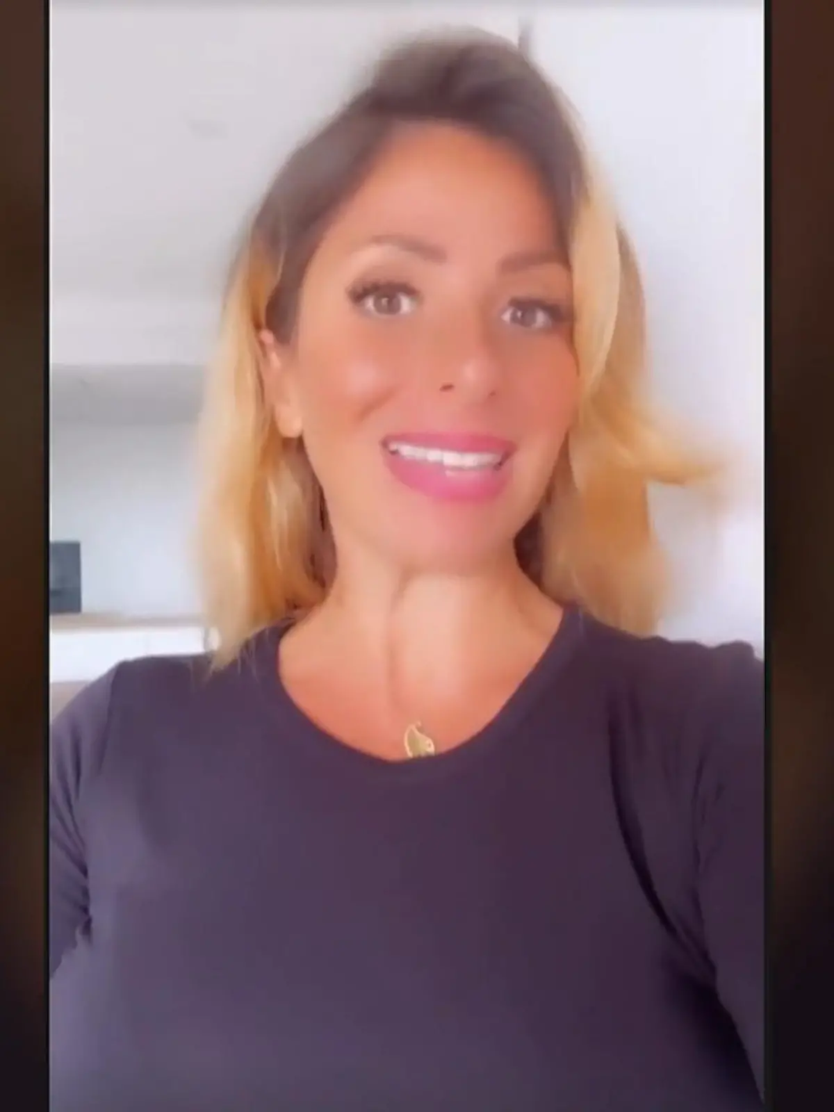 Gülcan Kamps