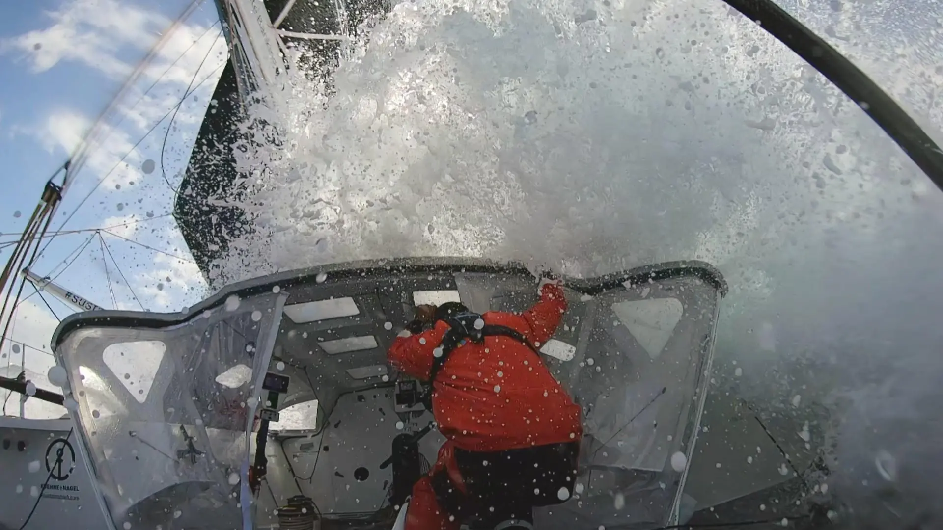 Boris Herrmann auf der härtesten Segelregatta der Welt

Die Verwendung des sendungsbezogenen Materials ist nur mit dem Hinweis und Verlinkung auf TVNOW gestattet.