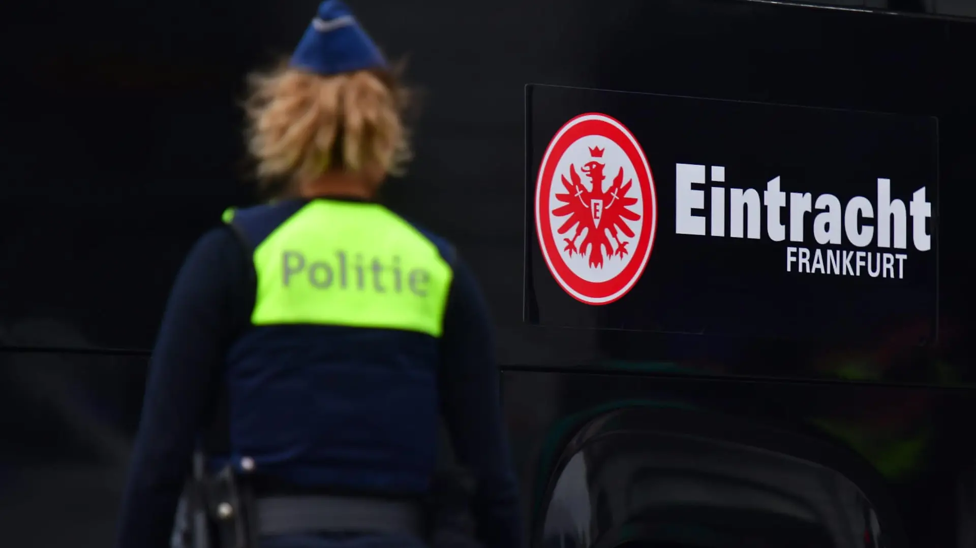 Illustration picture shows several busses of fans of Eintracht Frankfurt, parking along the road, at the 'Scheldekaaien' ahead of a soccer game between Belgian Royal Antwerp FC and German Eindracht Frankfurt, Thursday 30 September 2021, in Antwerp, on the second day (out of six) of the Europa League group stage, in the Group D. BELGA PHOTO JONAS ROOSENS