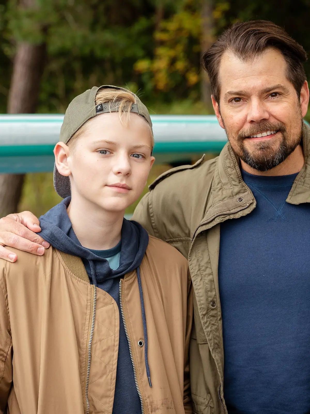 Joey Altmann (l.) als "Oskar" und Daniel Fehlow als "Leon"

Die Verwendung des sendungsbezogenen Materials ist nur mit dem Hinweis und Verlinkung auf TVNOW gestattet.