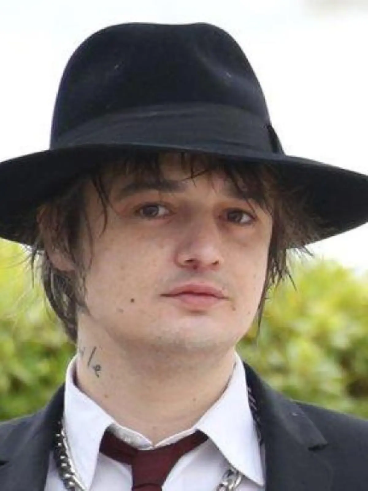 Bild zu: "Pete Doherty ist mit seiner Band-Kollegin verlobt"