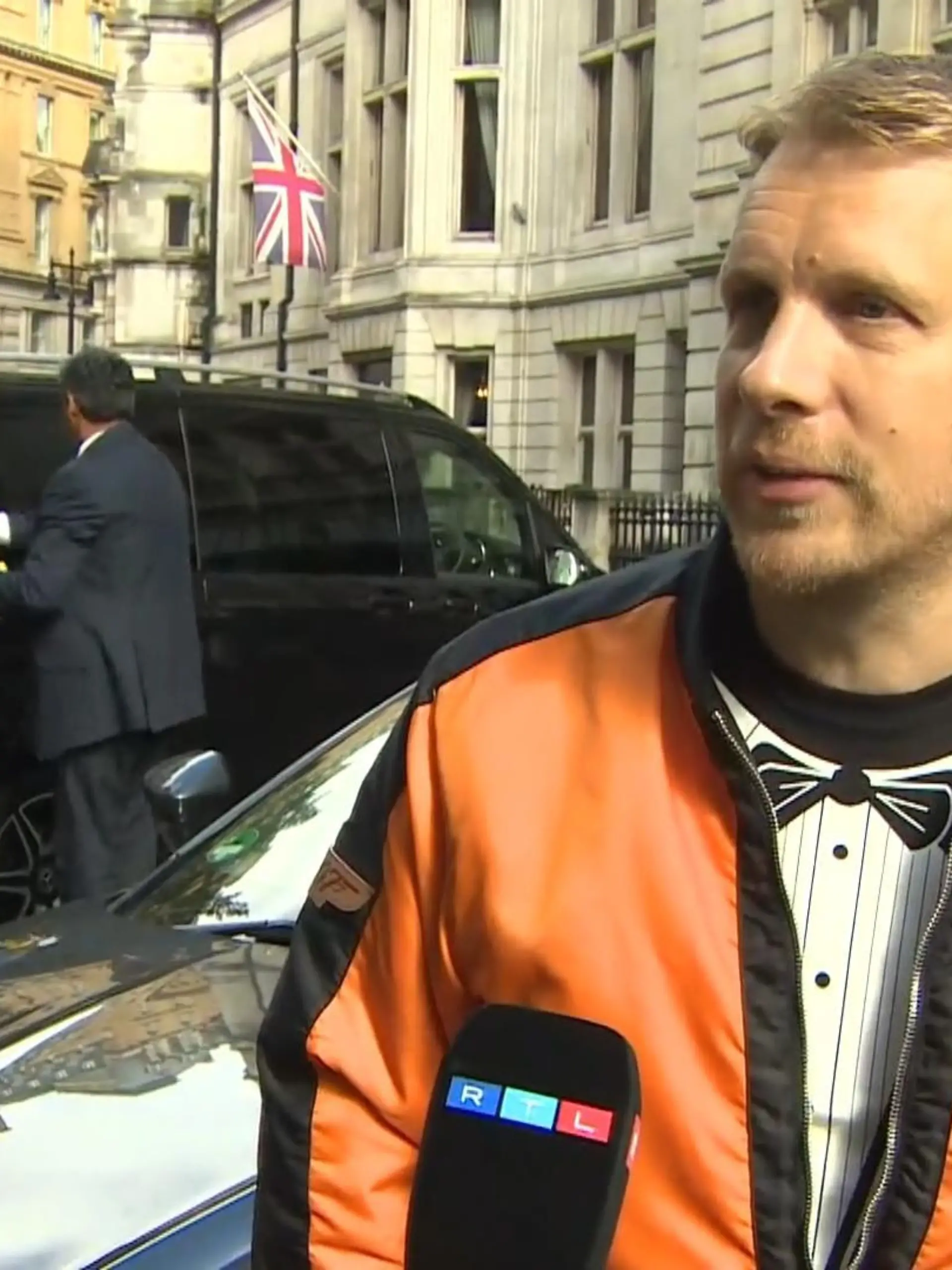 Oliver Pocher kurz vor der Bond-Weltpremiere in London.