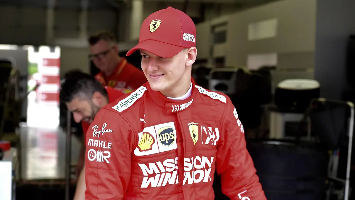 SCHUMACHER Mick F1 Team Scuderia Ferrari Mick Schumacher bei den Test bei Ferrari in Bahrain F 1 Test 2019 in Bahrain am 02.04.2019 in Bahrain *** SCHUMACHER Mick F1 Team Scuderia Ferrari Mick Schumacher at the test at Ferrari in Bahrain F 1 Test 2019 in Bahrain on 02 04 2019 in Bahrain PUBLICATIONxINxGERxSUIxAUTxHUNxSWExNORxDENxFINxLUXxONLY