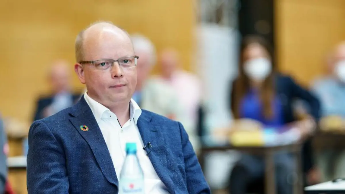 Axel Heimken