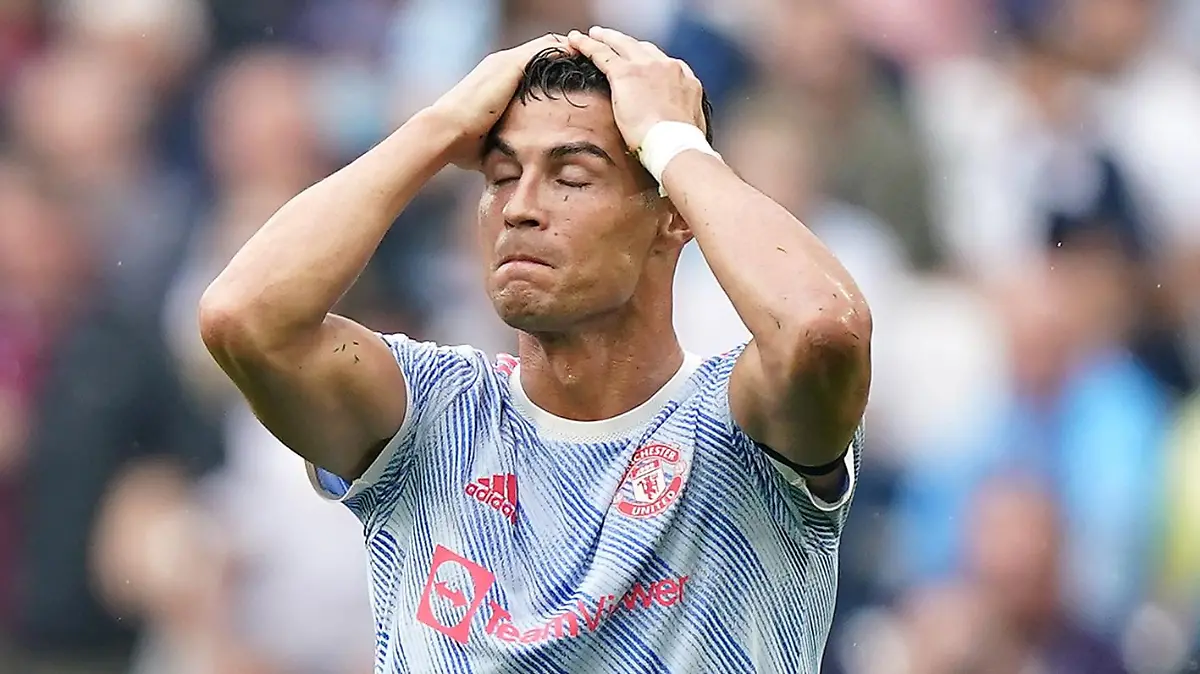 West Ham United v Manchester United - Premier League - London Stadium. Manchester United's Cristiano Ronaldo unsuccessfully appeals for a penalty kick during the Premier League match at the London Stadium, London. Picture date: Sunday September 19, 2021. See PA story SOCCER West Ham. Photo credit should read: Mike Egerton/PA Wire. RESTRICTIONS: EDITORIAL USE ONLY No use with unauthorised audio, video, data, fixture lists, club/league logos or "live" services. Online in-match use limited to 120 images, no video emulation. No use in betting, games or single club/league/player publications. URN:62524658