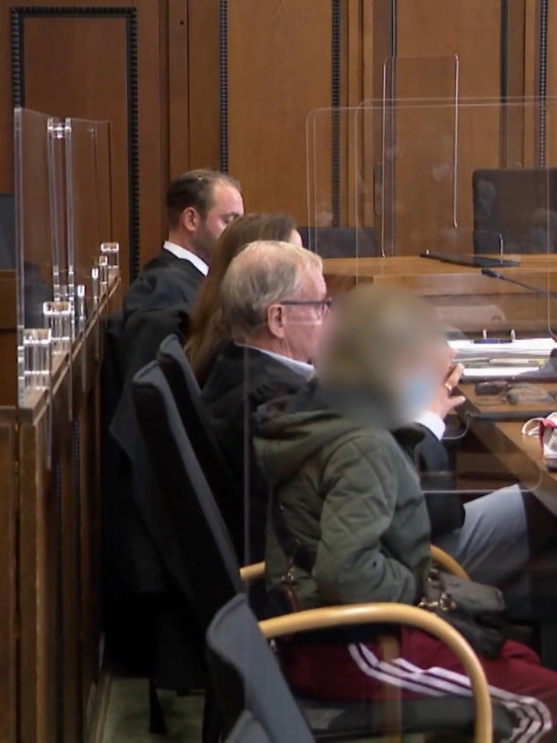 Bild zu: "Knast nach Kindesmisshandlung"
