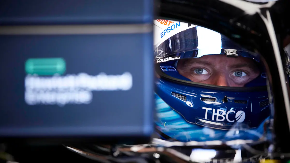 Formula 1 2021: Russian GP SOCHI AUTODROM, RUSSIAN FEDERATION - SEPTEMBER 24: Valtteri Bottas, Mercedes during the Russian GP at Sochi Autodrom on Friday September 24, 2021 in Sochi, Russian Federation. Photo by Steve Etherington / LAT Images Images PUBLICATIONxINxGERxSUIxAUTxHUNxONLY GP2115_114021SNE38401