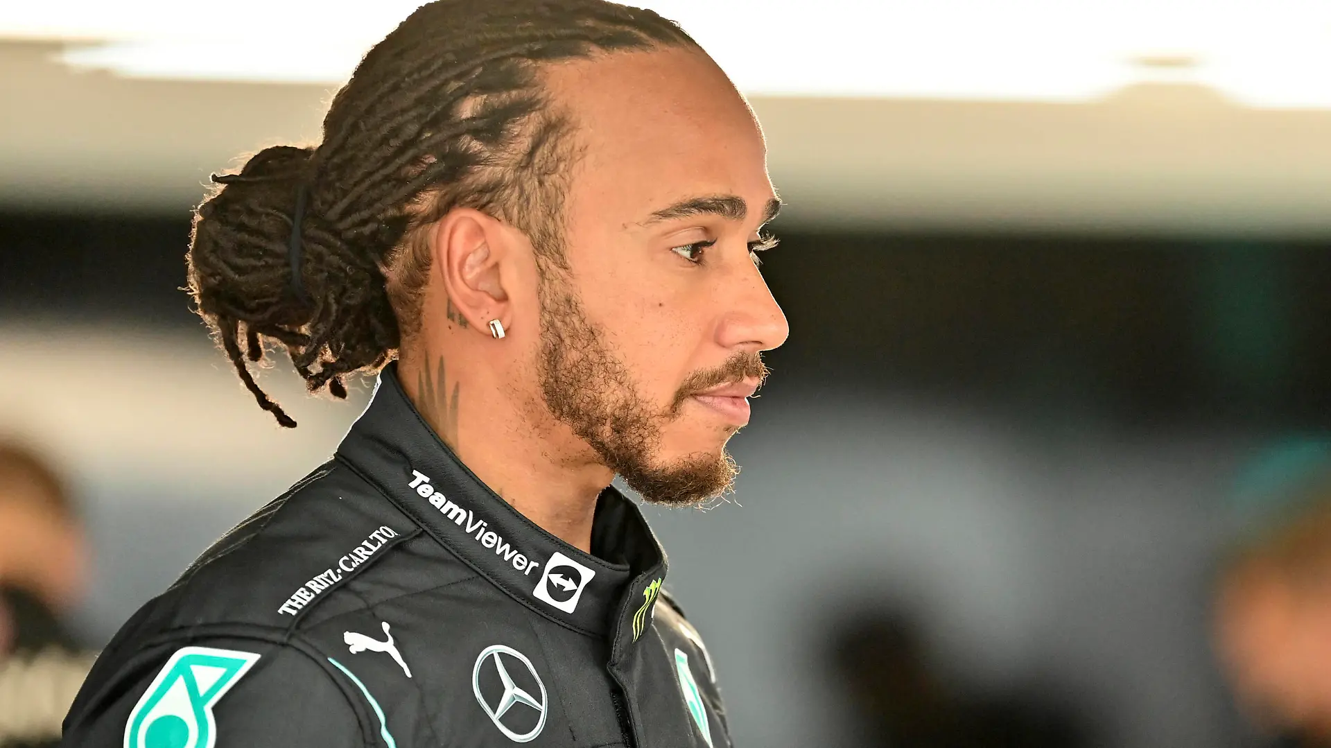  HAMILTON Lewis gbr, Mercedes AMG F1 GP W12 E Performance, portrait during the Formula 1 VTB Russian Grand Prix 2021, 15th round of the 2021 FIA Formula One World Championship, WM, Weltmeisterschaft from September 24 to 26, 2021 on the Sochi Autodrom, in Sochi, Russia - Photo DPPI FORMULE 1 : Grand prix de Russie - Sotchi - 25/09/2021 DPPI/PANORAMIC PUBLICATIONxNOTxINxFRAxITAxBEL 00121031_24-09-21-RUS-2003-PVE