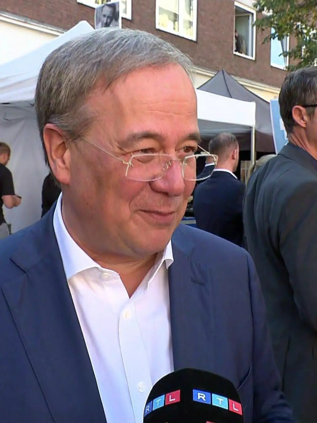 Armin Laschet im Gespräch mit Uli Klose