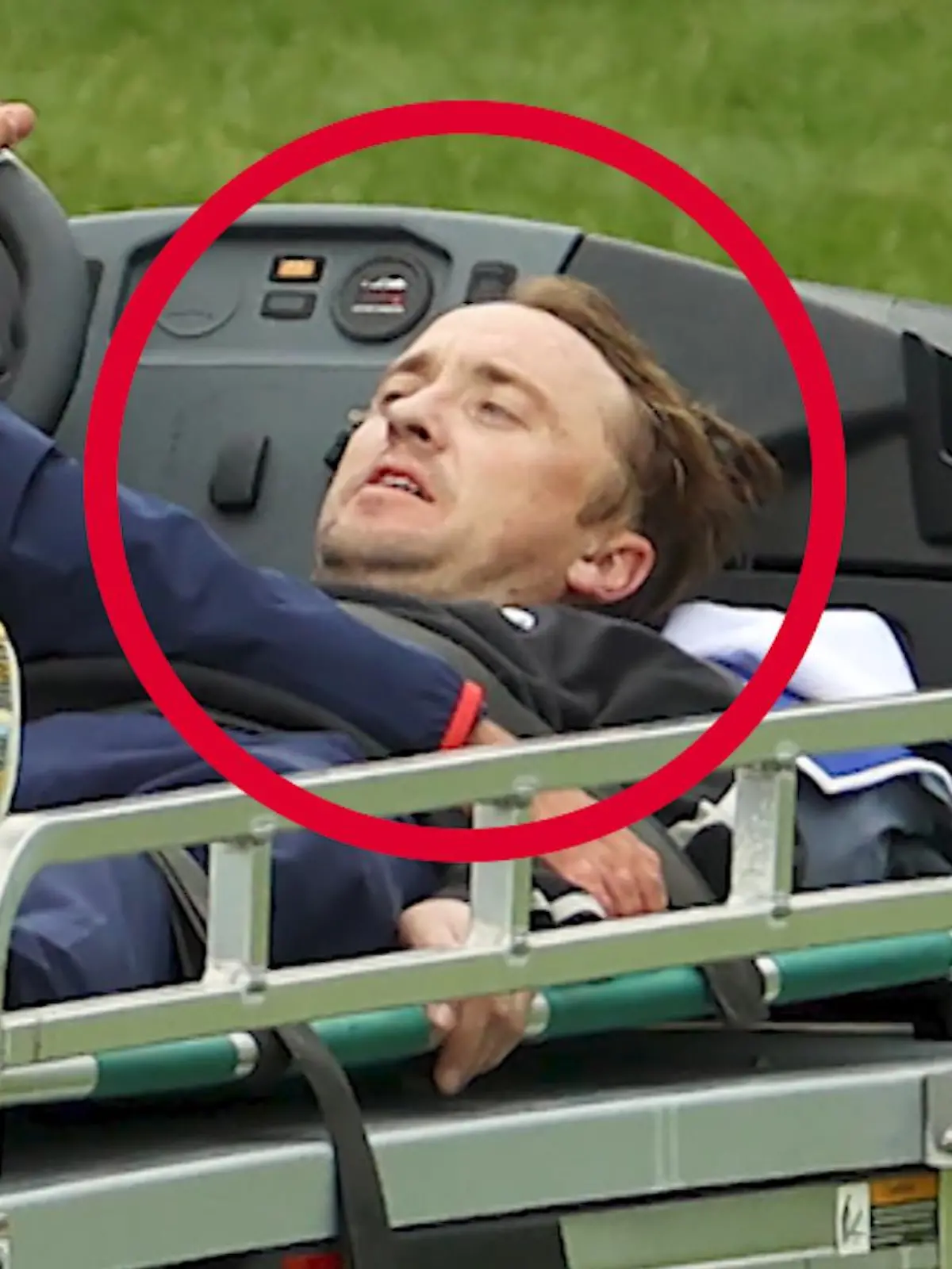 Bild zu: "Tom Felton kollabiert bei Golf-Turnier"