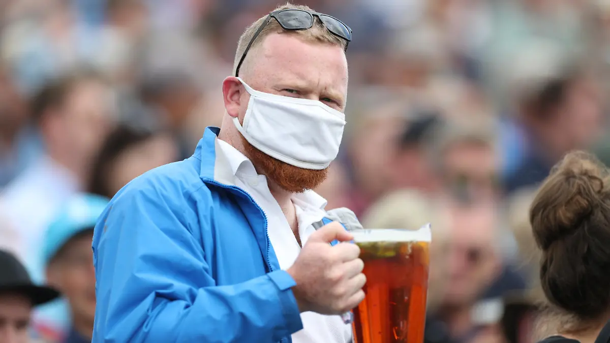 England v Sri Lanka - Third ODI - Bristol County Ground. A fan in the stands during the third one day international match at Kia Oval, London. Picture date: Sunday July 4, 2021. See PA story CRICKET England. Photo credit should read: Bradley Collyer/PA Wire. RESTRICTIONS: Editorial use only. No commercial use without prior written consent of the ECB. Still image use only. No moving images to emulate broadcast. No removing or obscuring of sponsor logos. URN:60740800