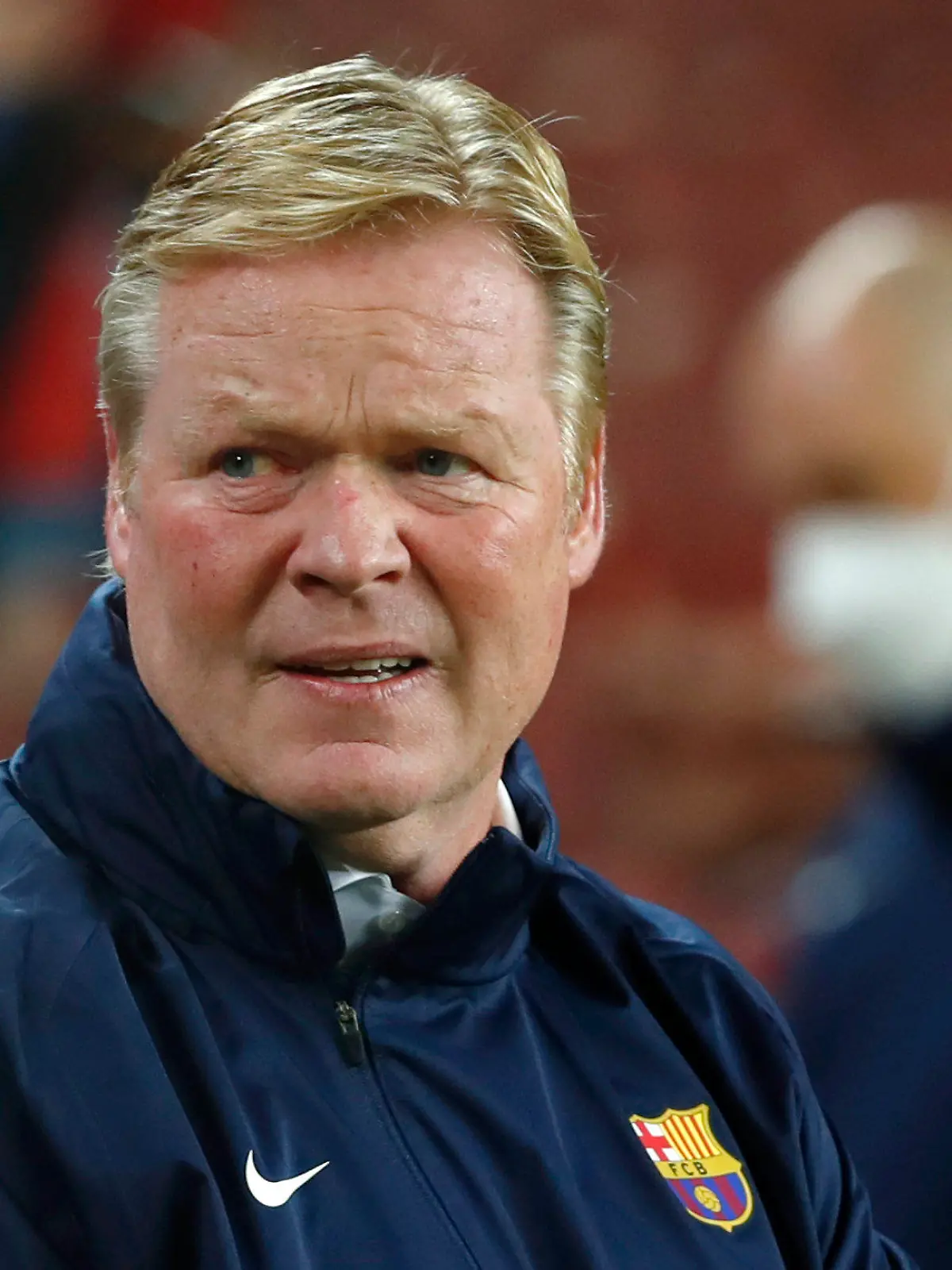 20.09.2021, Spanien, Barcelona: Fußball: Primera Division, Spanien, 5. Spieltag, FC Barcelona - FC Granada im Camp Nou-Stadion. Ronald Koeman, Trainer vom FC Barcelona,  reagiert. Foto: Joan Monfort/AP/dpa +++ dpa-Bildfunk +++