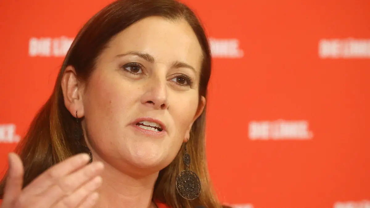 13.09.2021, Berlin: Janine Wissler, Co-Chefin der Linken, stellt auf einer Pressekonferenz aus dem Wahlprogramm den Schwerpunkt zu Mieten- und Wohnungspolitik der Linken vor und beantwortet Fragen von Journalisten. Foto: Wolfgang Kumm/dpa +++ dpa-Bildfunk +++