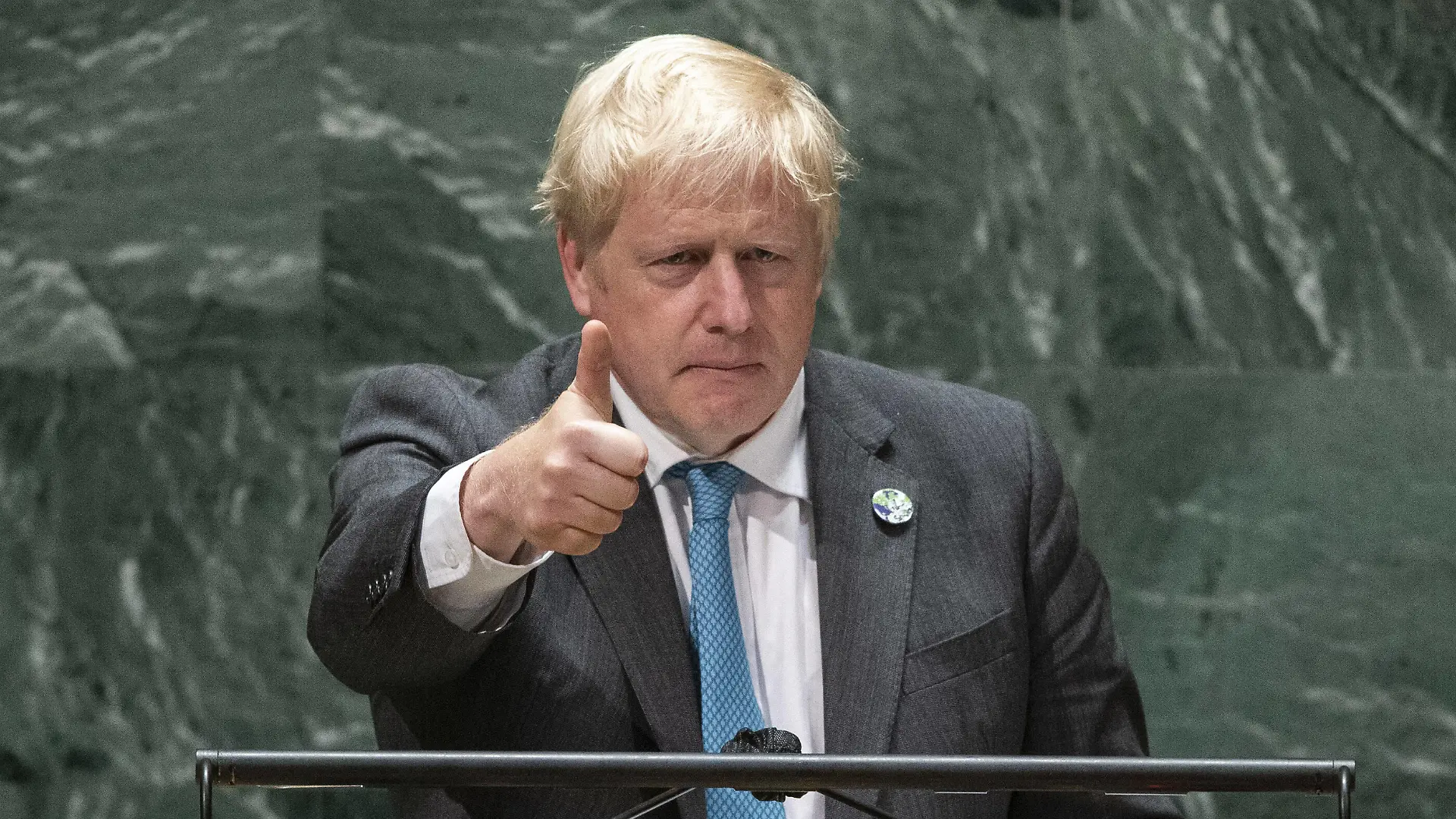 British Prime Minister Boris Johnson gives a thumb up after addressing the 76th Session of the U.N. General Assembly in New York City on Wednesday, September 22, 2021. Pool photo by Eduardo Munoz/ PUBLICATIONxINxGERxSUIxAUTxHUNxONLY NYX20210922230 EDUARDOxMUNOZ