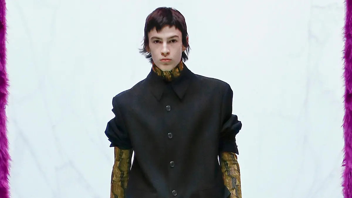 January 17, 2021, Milan, Italy: Prada. Lenn Julian Frege On Catwalk, Men, Milan Fashion Week 2021 Man Ready To Wear For Fall Winter, Defile, Fashion Show Runway Collection, Pret A Porter, Modelwear, Modeschau, Man, Laufsteg Herbst Italy .MILMFW21 (Credit Image: FashionPPS via ZUMA/ddp)