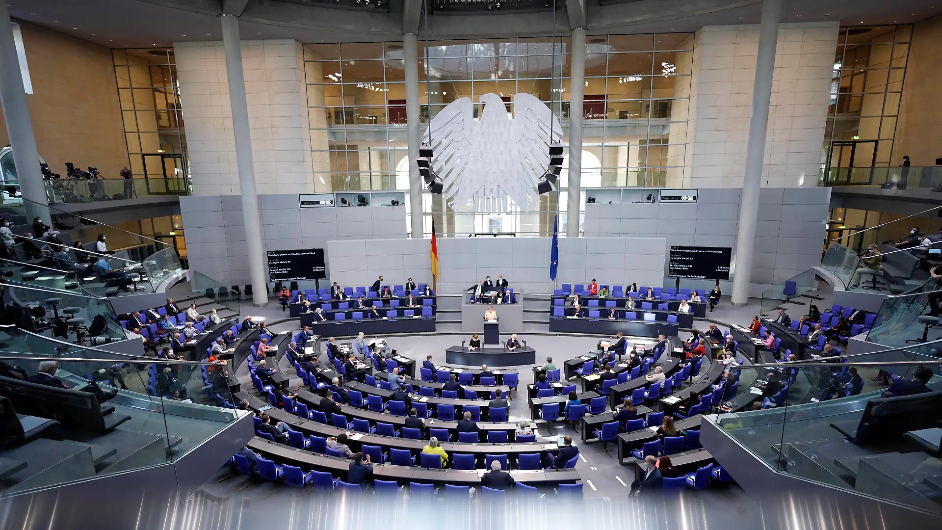 239. Bundestagssitzung und Debatte Aktuell, 07.09.2021, Berlin, Angela Merkel die Bundeskanzlerin der Bundesrepublik Deutschland bei ihrer Rede zum Thema Vereinbarte Debatte zur Situation in Deutschland bei der 239. Sitzung des Deutschen Bundestag in Berlin Berlin Berlin Deutschland *** 239 Bundestag Session and Debate Current, 07 09 2021, Berlin, Angela Merkel the Chancellor of the Federal Republic of Germany during her speech on the Agreed debate on the situation in Germany at the 239 session of the German Bundestag in Berlin Berlin Germany