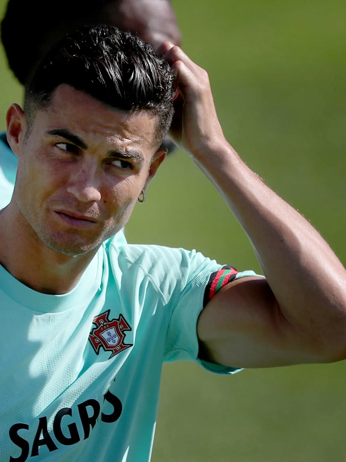  Portugal s football team training session Portugal s forward Cristiano Ronaldo attends a training session at Cidade do Futebol training camp in Oeiras, Portugal, on August 31, 2021, as part of the team s preparation for the upcoming FIFA World Cup, WM, Weltmeisterschaft, Fussball Qatar 2022 qualifying football match against Ireland. Oeiras Portugal fiuza-portugal210831_npZli PUBLICATIONxNOTxINxFRA Copyright: xPedroxFiuzax