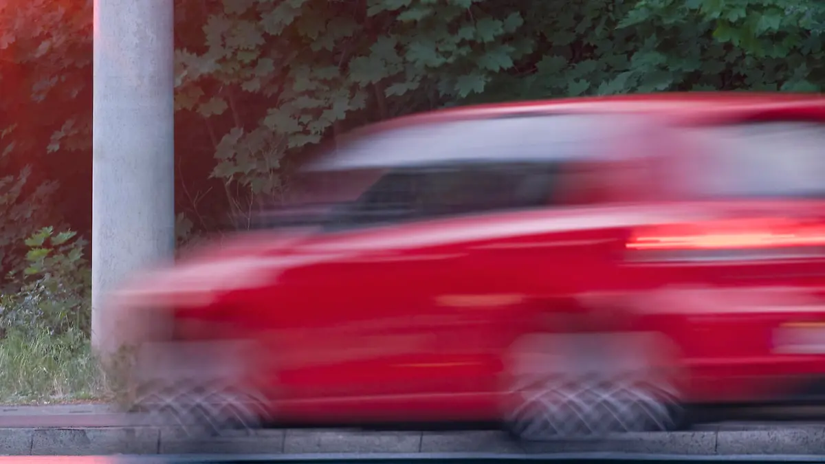 120 km/h waren erlaubt, der Mann fuhr 180