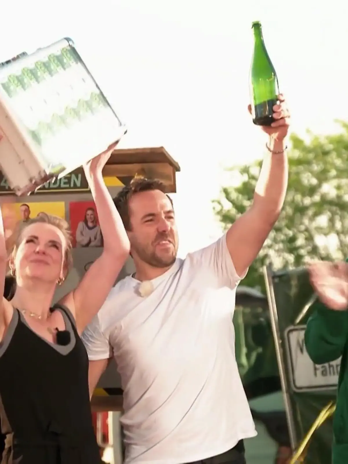 Ehepaar und Hobbyhandwerker Nadja und Marcel gewinnen das Finale von „Wettkampf in 4 Wänden “