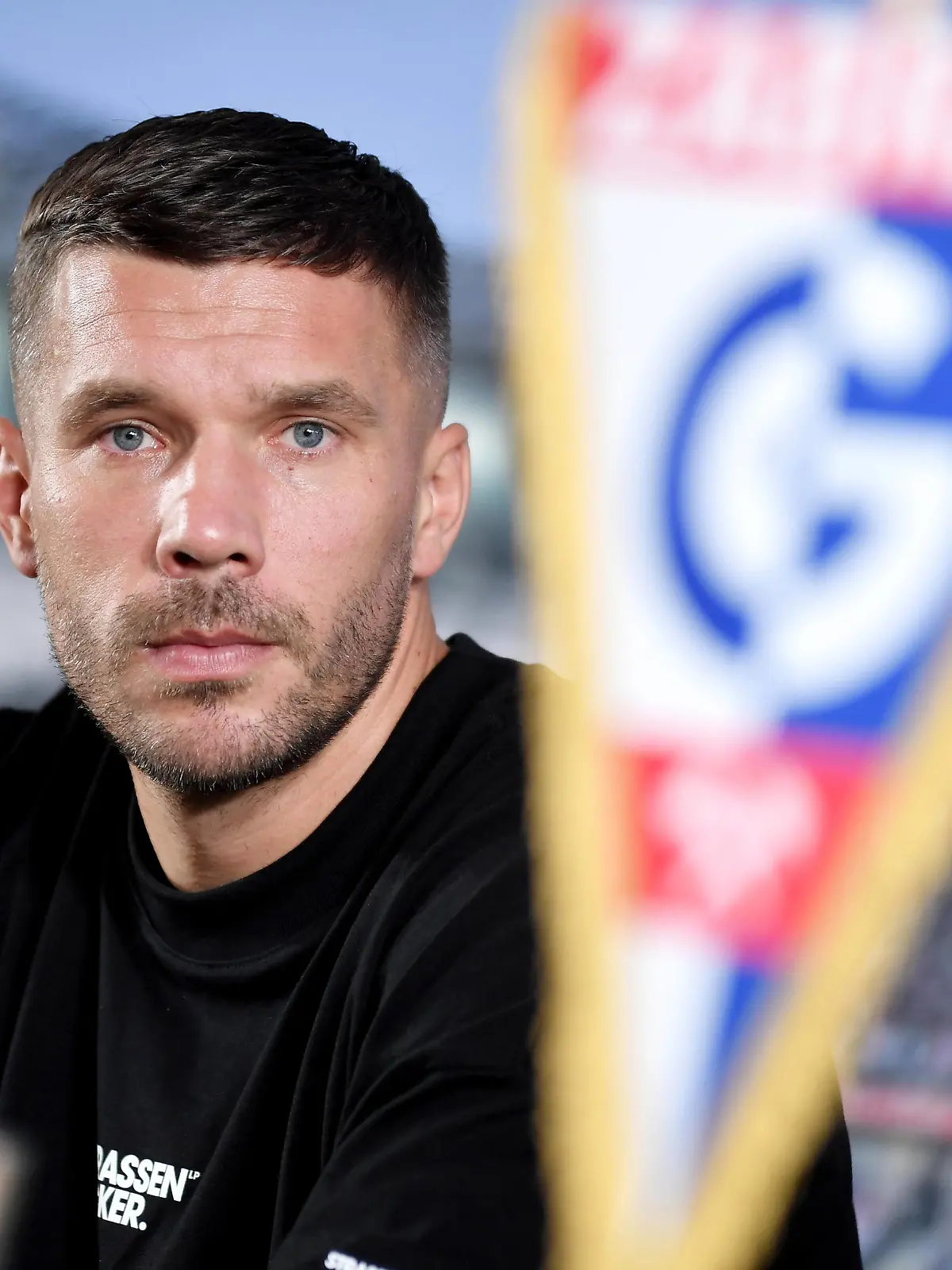 Lukas Podolski joins Gornik Zabrze Photo: Lukasz Kalinowski/East News, Football player Lukas Podolski pictured joins Gornik Zabrze in the first Polish league. Podolski officially signed a contract, picked up the t-shirt with the number 10 and presented himself to the fans on 8 July 2021, at the stadium in Zabrze. EN_01484224_0039 