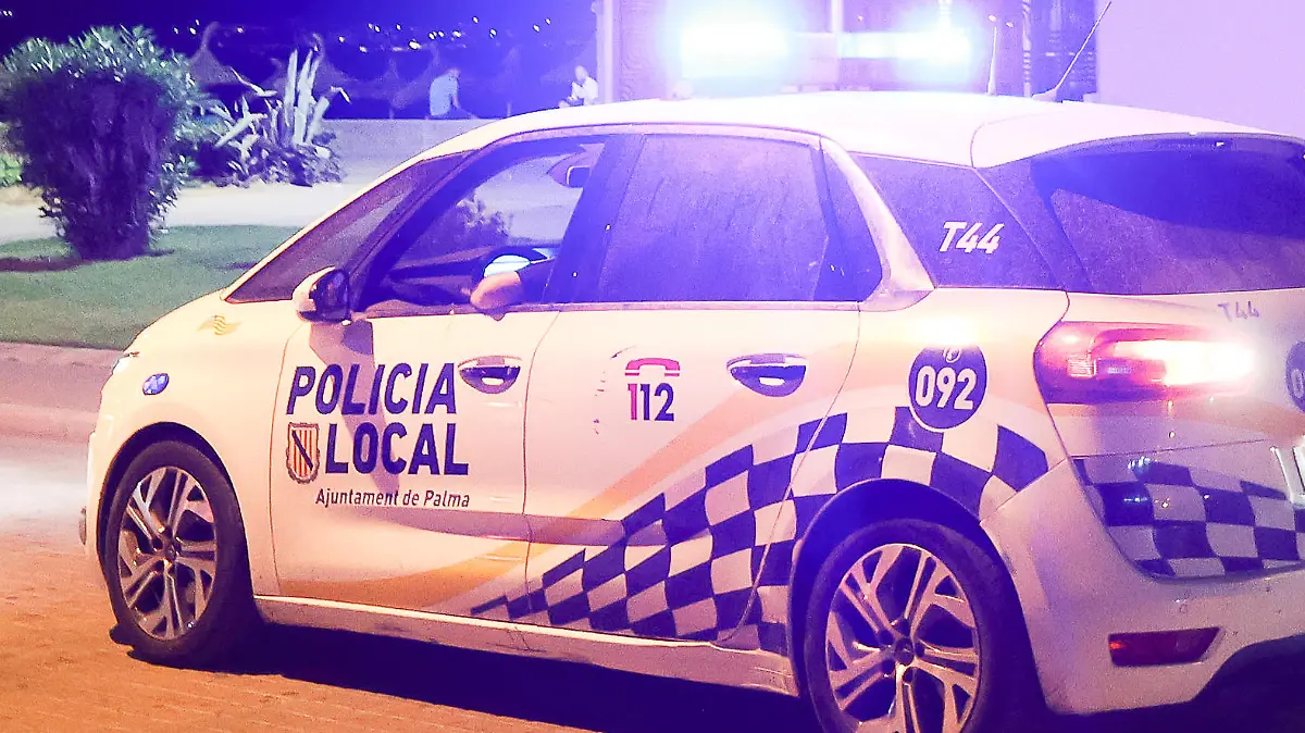Polizeiwagen bei einer Patrouille auf Mallorca