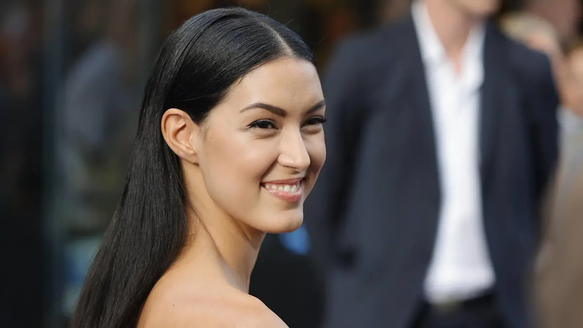 Rebecca Mir , Deutschland, Berlin, ZOO PALAST, Filmpremiere am 28.06.2022 in Berlin, Liebesdings in Anwesenheit der Regisseurin Anika Decker, der Hauptdarsteller*innen Elyas MBarek und Lucie Heinze *** Rebecca Mir , Germany, Berlin, ZOO PALAST, film premiere on 28 06 2022 in Berlin, love thing in the presence of the director Anika Decker, the main actresses Elyas MBarek and Lucie Heinze