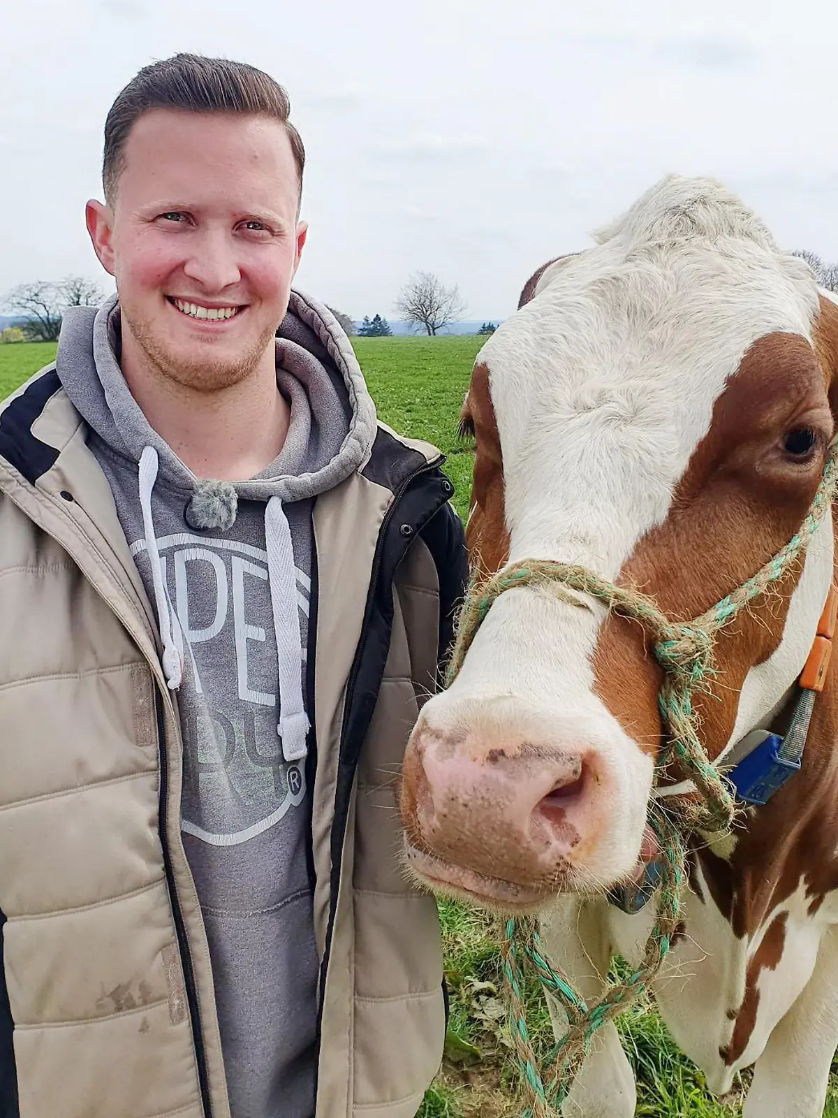 +++ ACHTUNG SPERRFRIST!! - KEINE VERÖFFENTLICHUNG VOR Mo., 29.05.2023, 19:00 Uhr +++

Milchbauer Patrick (27) aus Belgien

+++ Die Verwendung des sendungsbezogenen Materials ist nur mit dem Hinweis und Verlinkung auf RTL+ gestattet. +++
